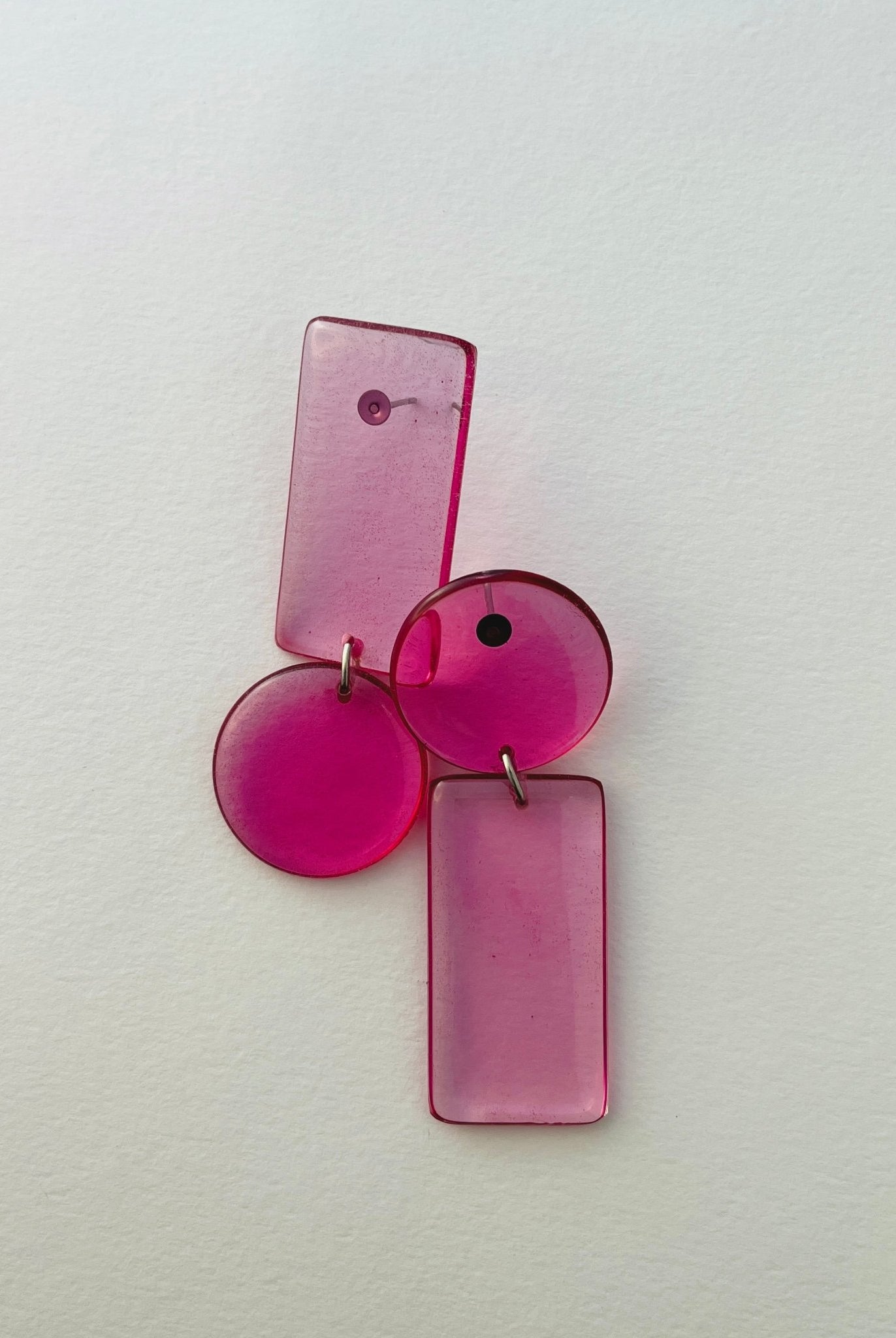 Back to the 60's - Pink - CiceroniEarringsShivani Vaishnavi