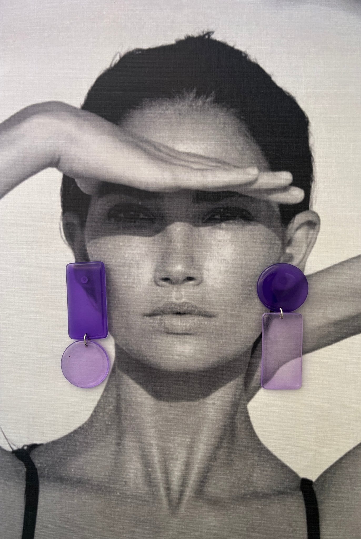Back to the 60's - Purple - CiceroniEarringsShivani Vaishnavi