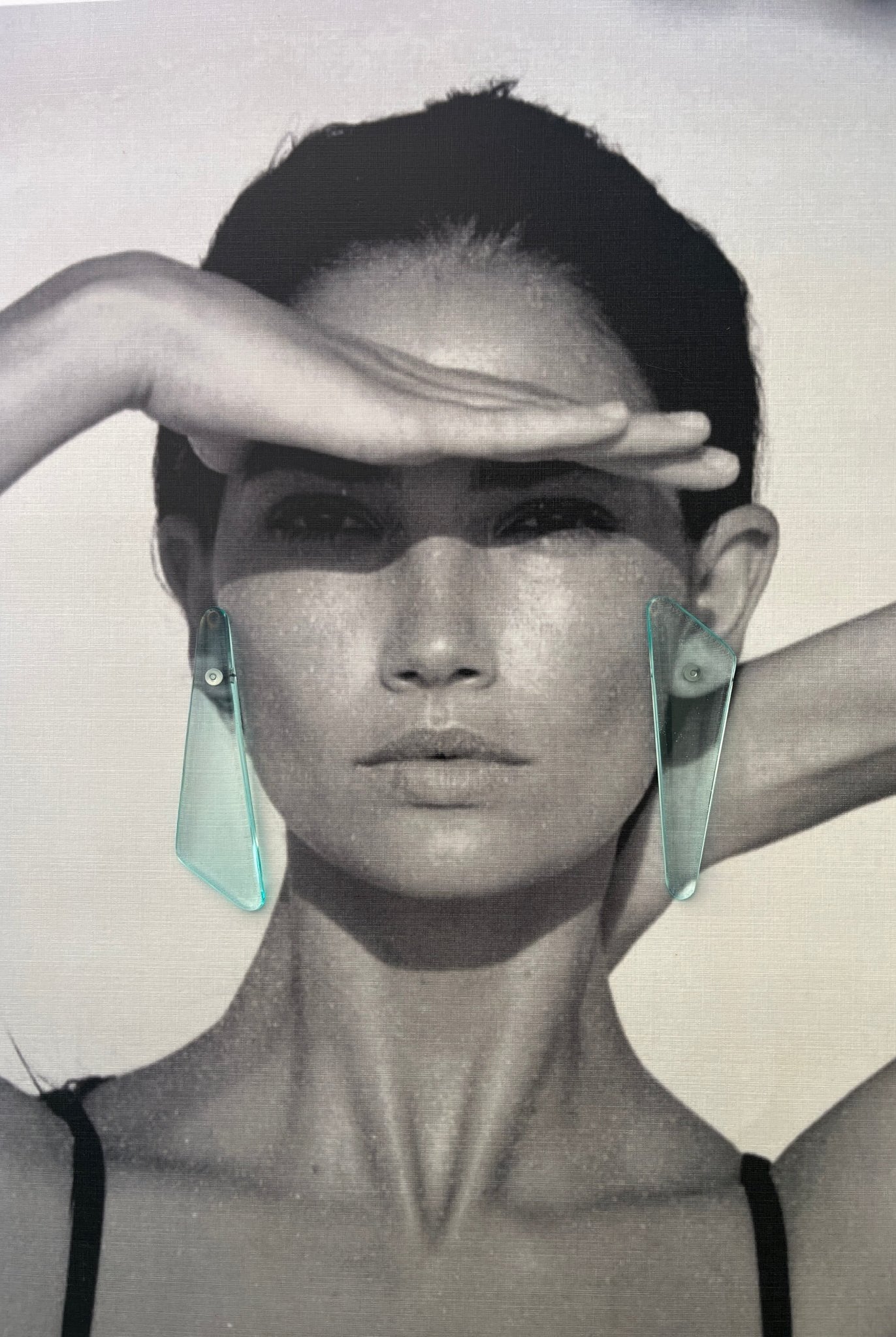 Back to the 60's - Triangle - Light Blue - CiceroniEarringsShivani Vaishnavi