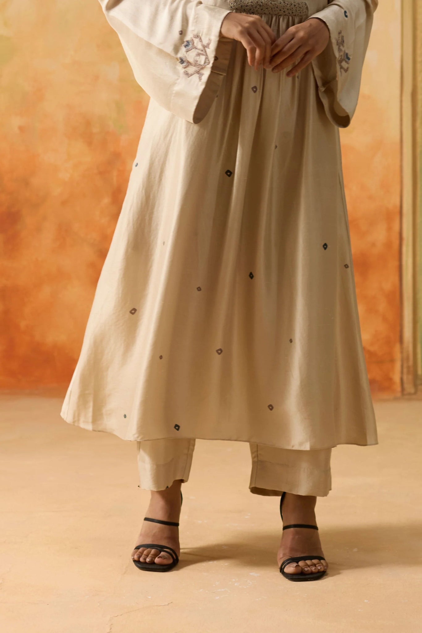 Bandani Kurta Set - Beige - CiceroniKurta Set, Festive WearKhyati Rughani