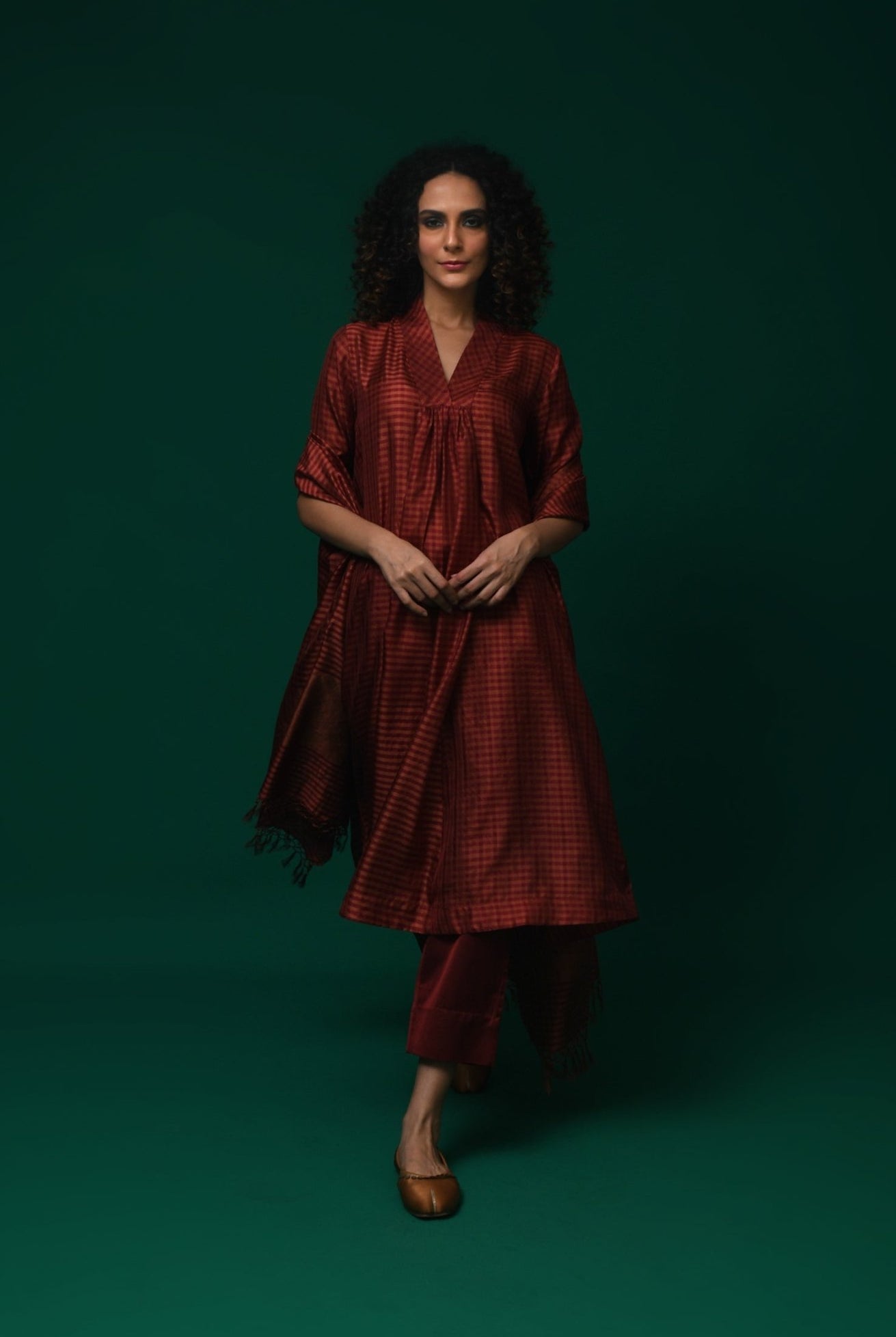 Bangalore Silk Plaid Co - Ord Set with Silk Jamdani Dupatta (Set of 3) - Maroon - CiceroniKurta Set, Festive WearHiranya