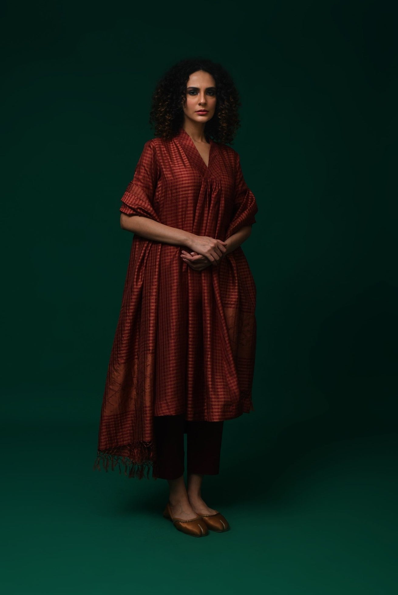 Bangalore Silk Plaid Co - Ord Set with Silk Jamdani Dupatta (Set of 3) - Maroon - CiceroniKurta Set, Festive WearHiranya