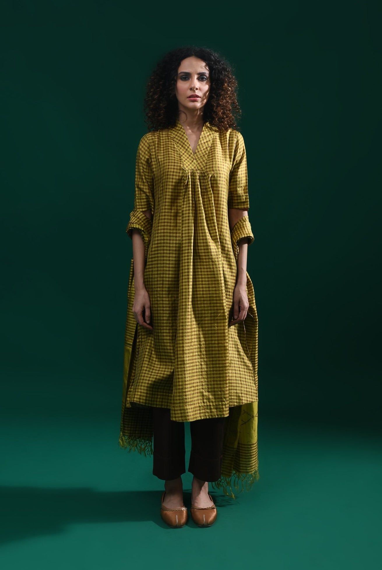 Bangalore Silk Plaid Co - Ord Set with Silk Jamdani Dupatta (Set of 3) - Mustard & Brown - CiceroniKurta Set, Festive WearHiranya