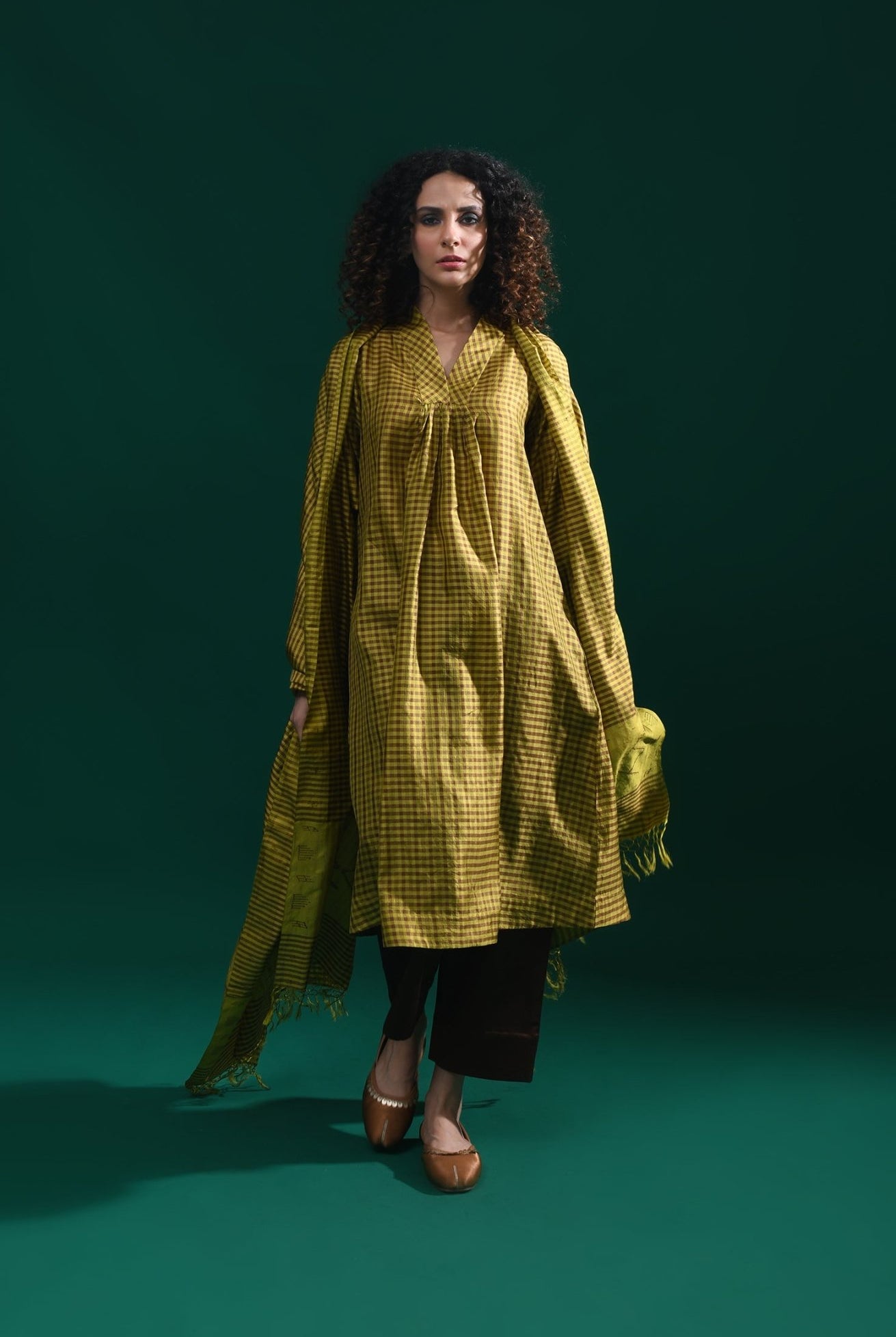 Bangalore Silk Plaid Co - Ord Set with Silk Jamdani Dupatta (Set of 3) - Mustard & Brown - CiceroniKurta Set, Festive WearHiranya