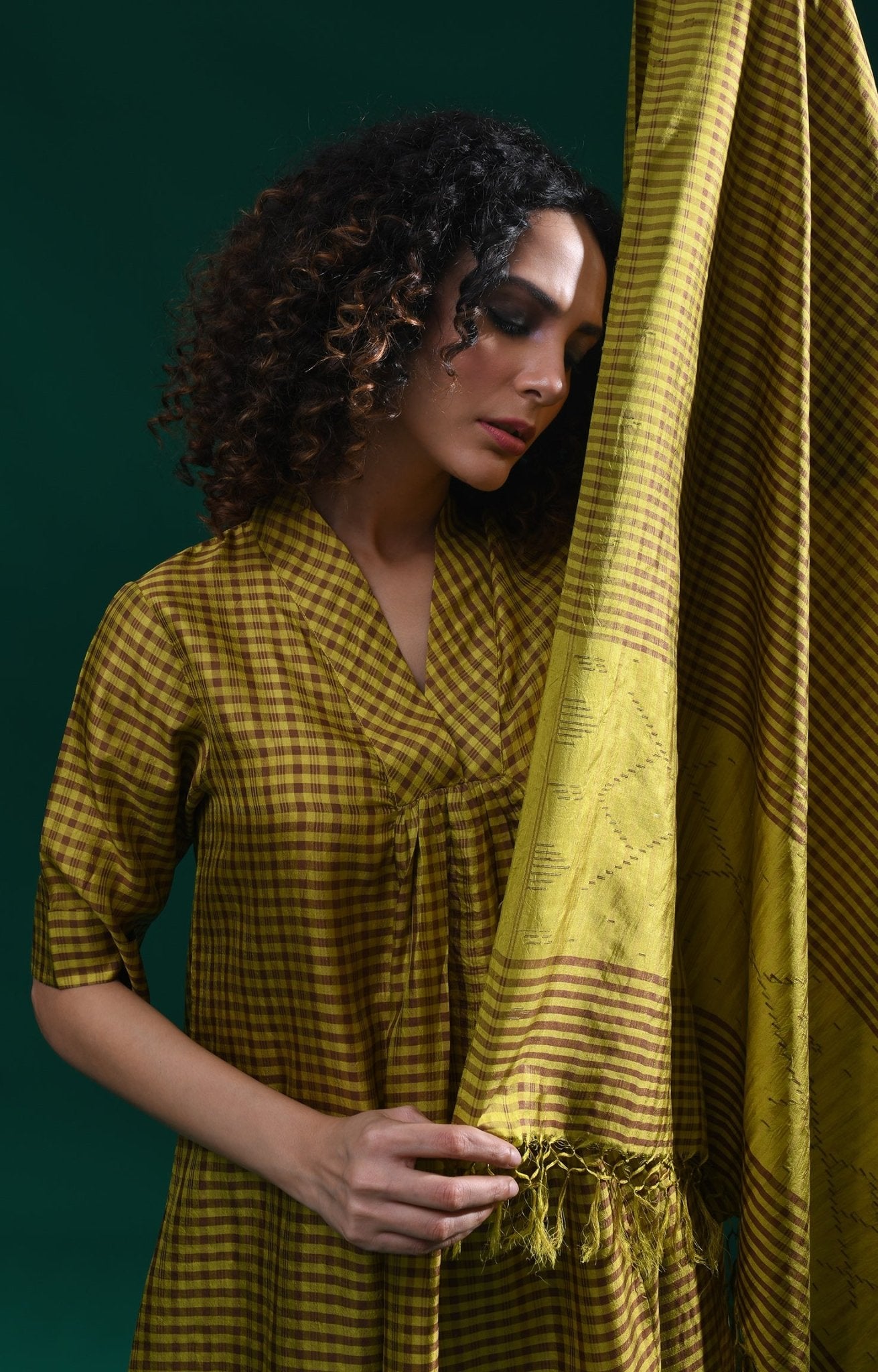 Bangalore Silk Plaid Co - Ord Set with Silk Jamdani Dupatta (Set of 3) - Mustard & Brown - CiceroniKurta Set, Festive WearHiranya