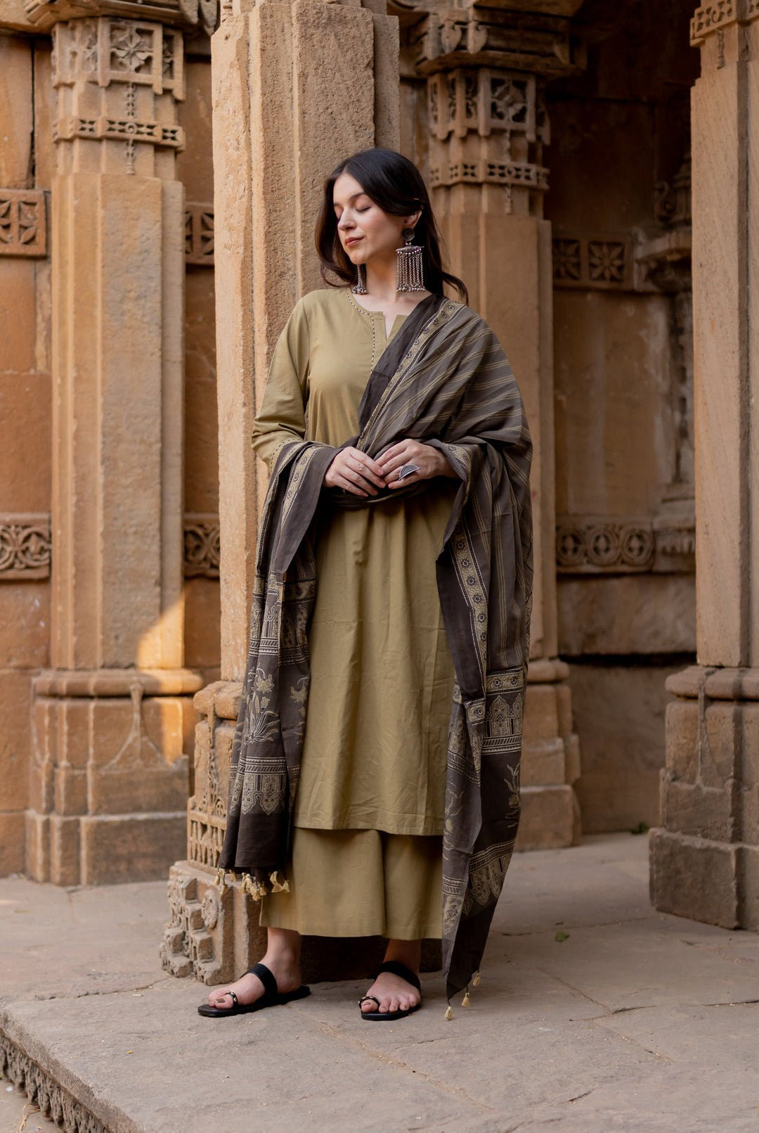 Banni Clay Kurta Set with Ajrakh Dupatta - CiceroniKurta Set, Everyday WearMaidaan