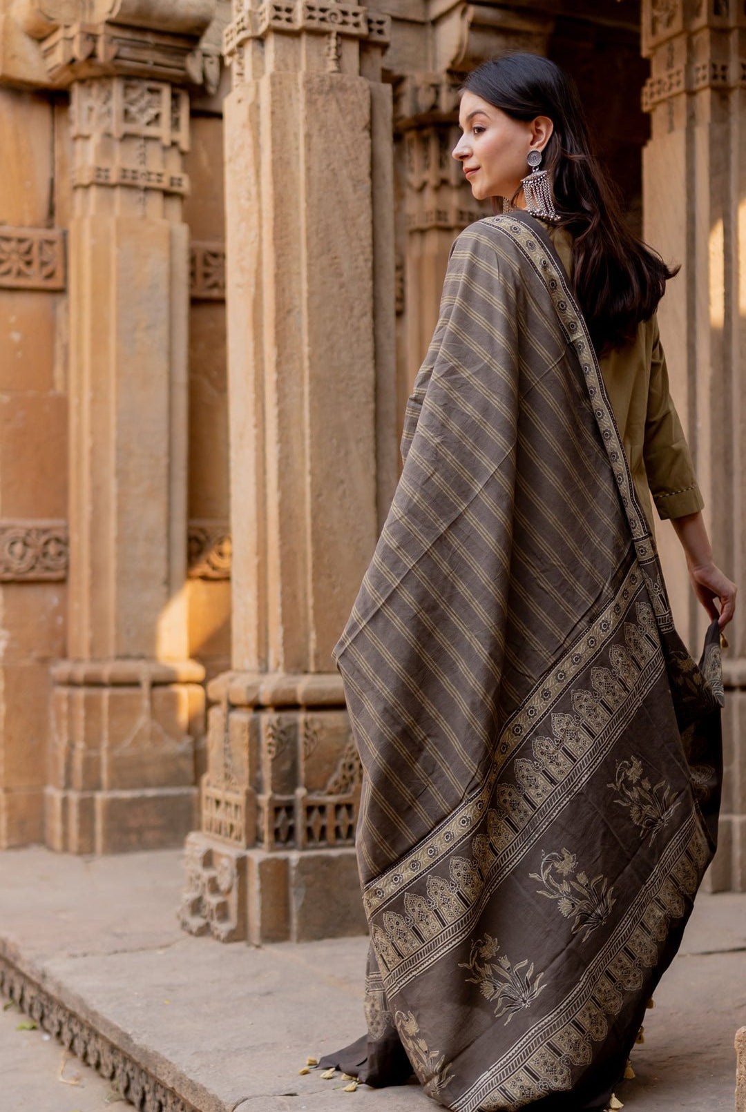 Banni Clay Kurta Set with Ajrakh Dupatta - CiceroniKurta Set, Everyday WearMaidaan