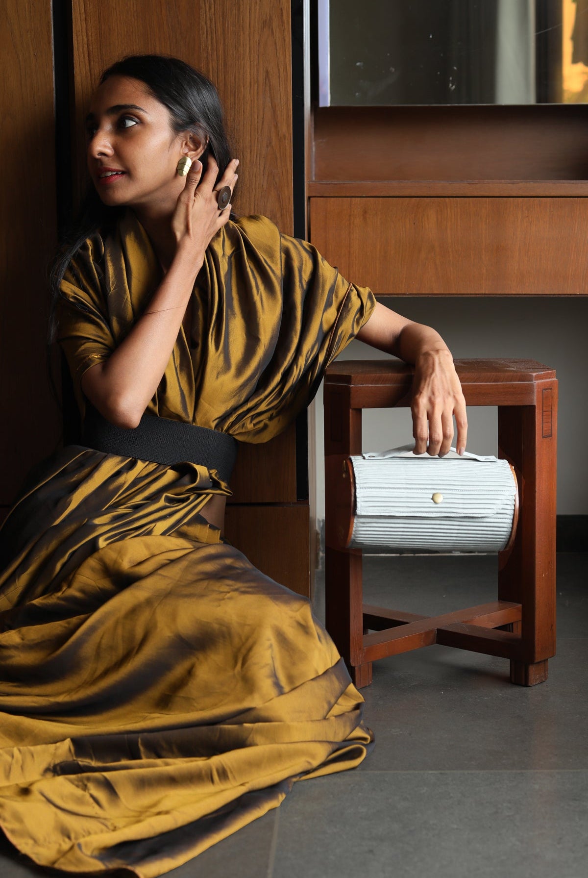 Barsaa Round Clutch - Changeable Sleeve - CiceroniClutchLukka Chuppi