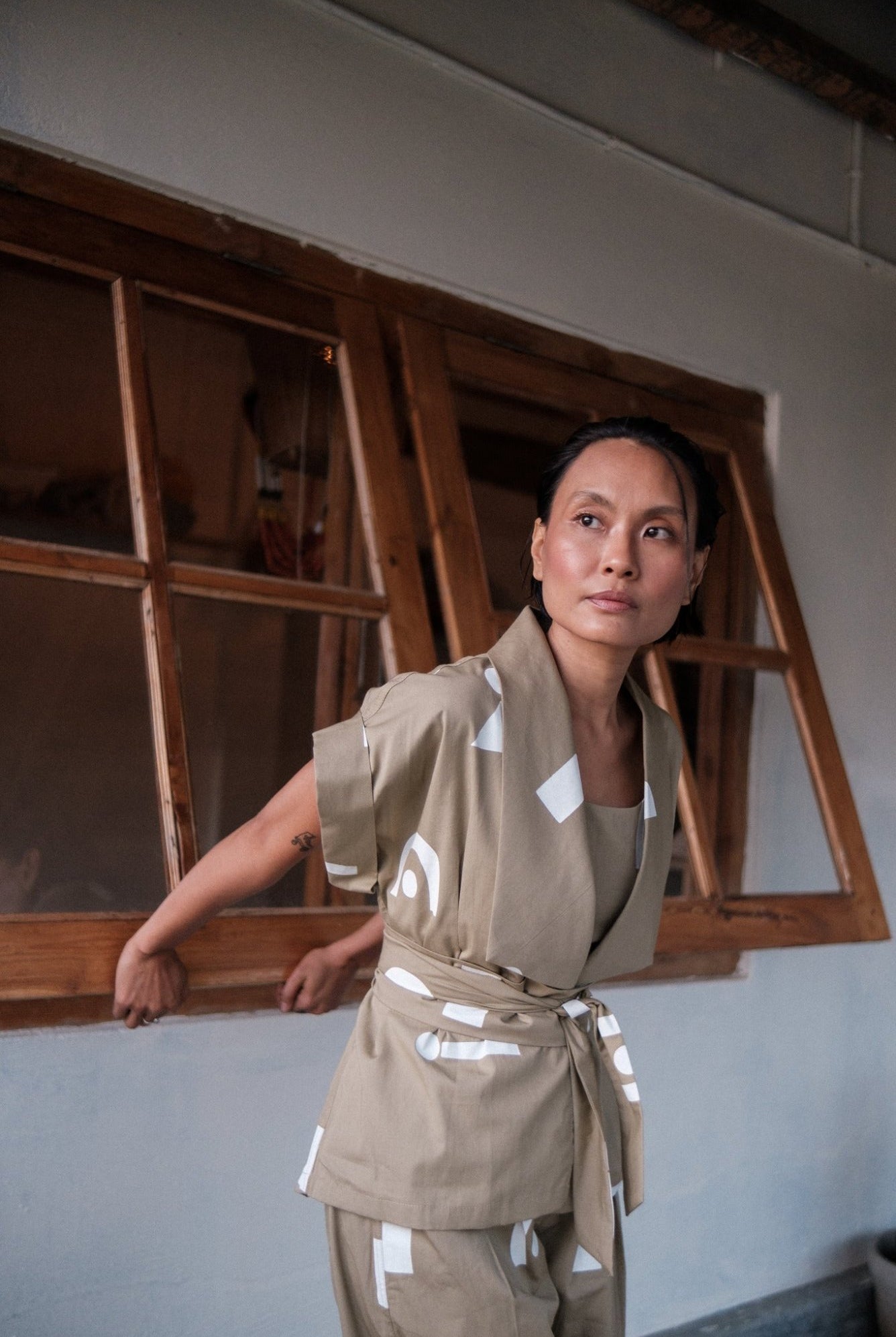 Berlin Shawl Collar Top - Triangle Print - CiceroniTopsThe Terra Tribe