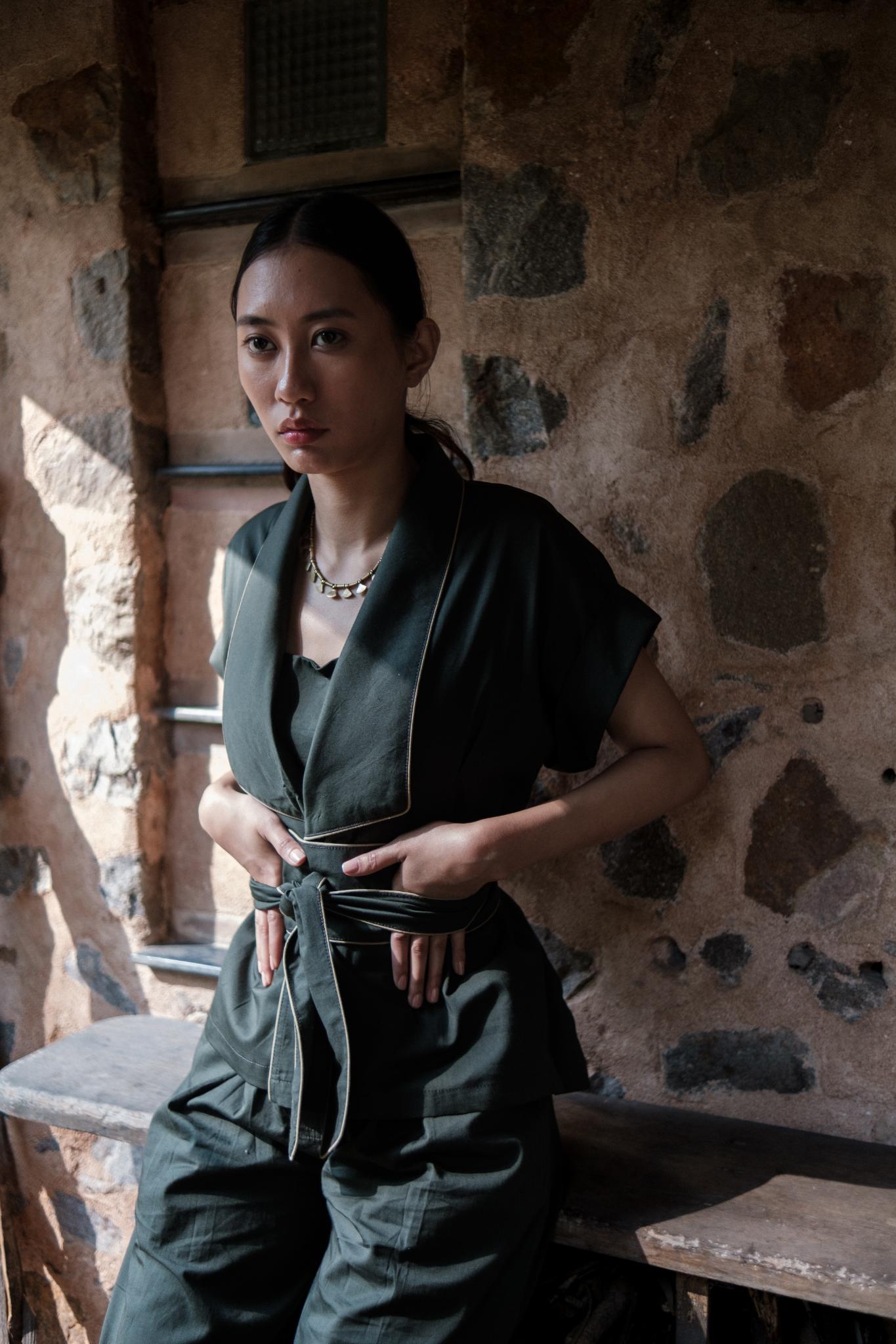 Berlin Shawl Collar Top - CiceroniTopsThe Terra Tribe