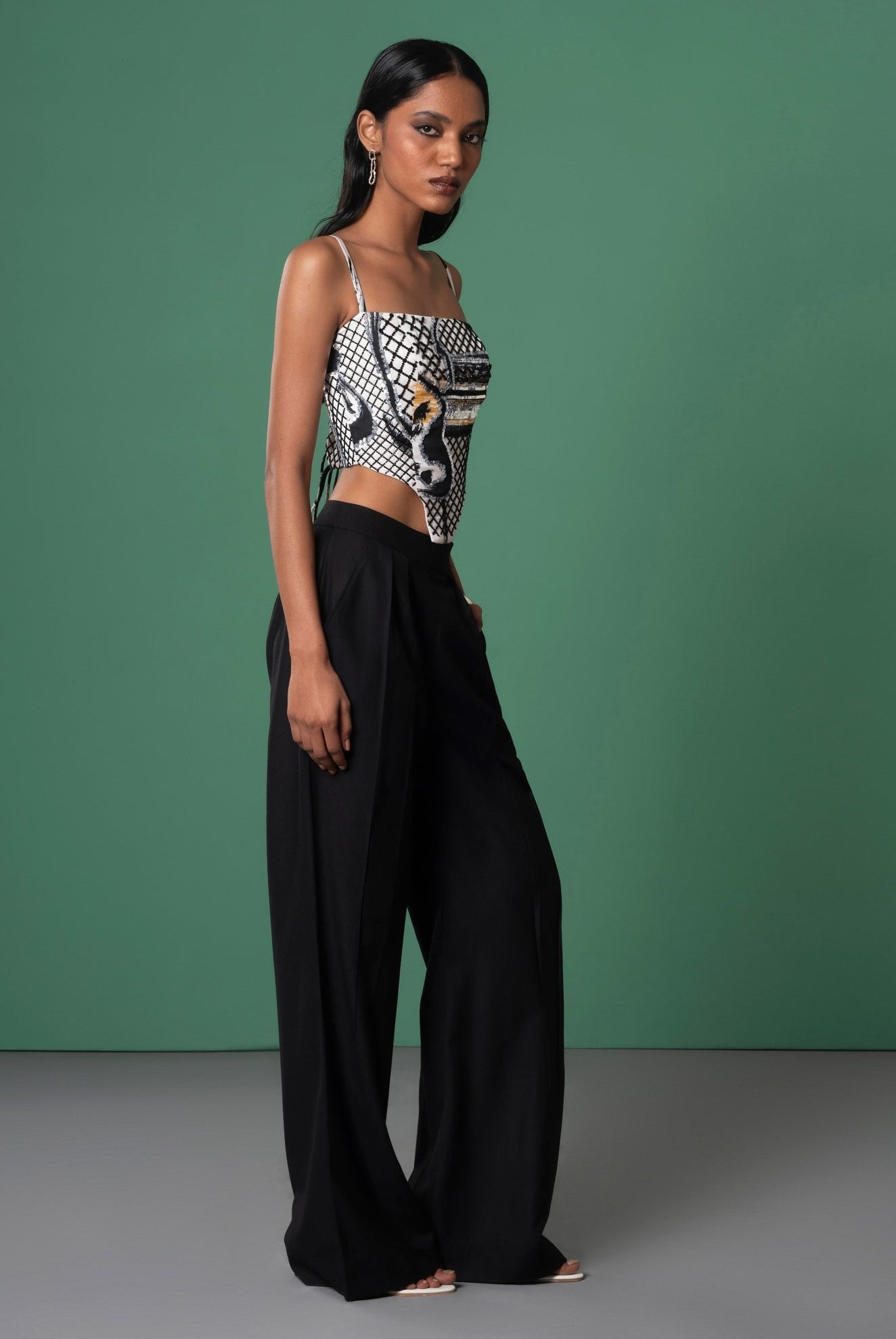 Beru Embroidered Corset - CiceroniCrop Top and CorsetAdvait