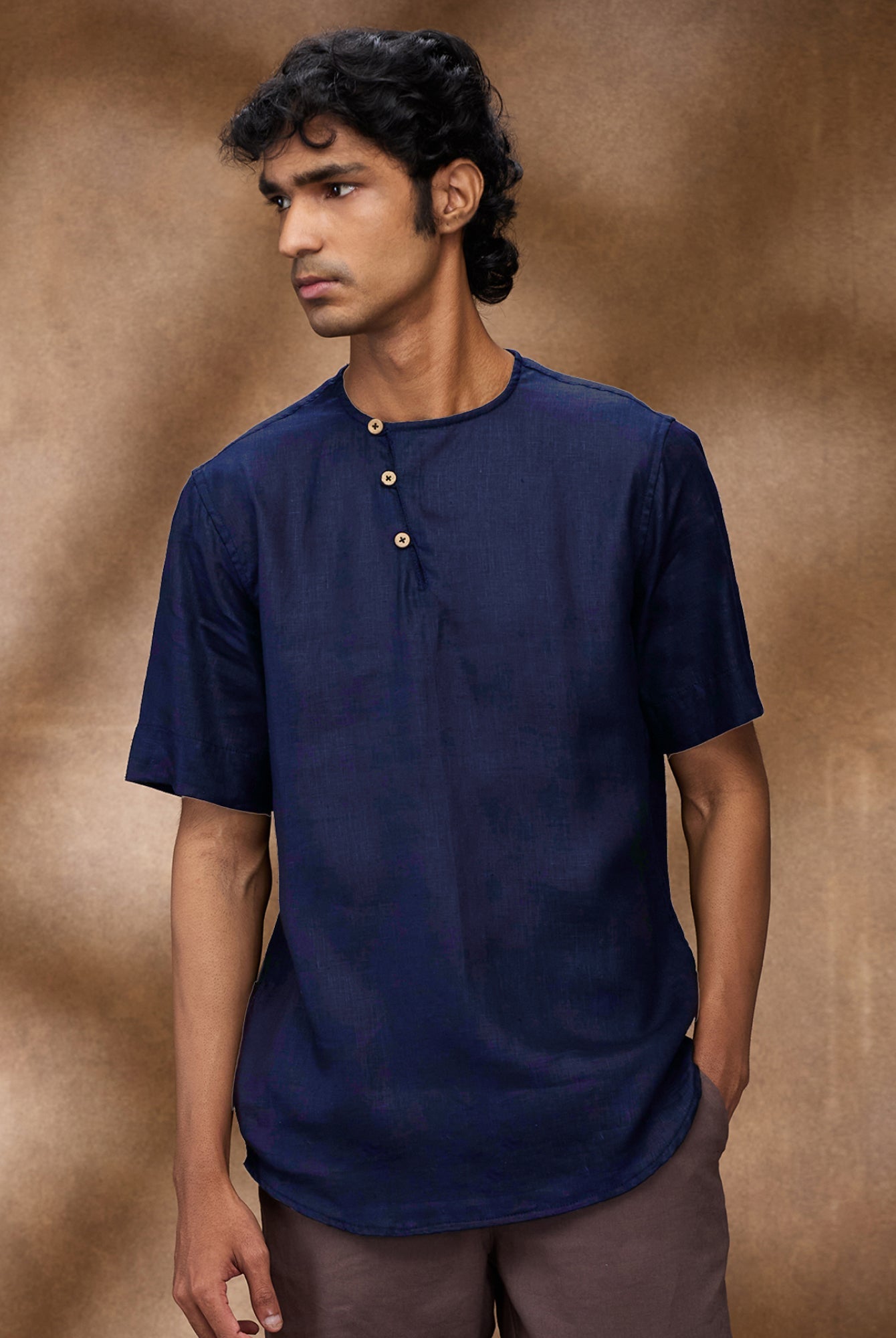 Bhrata 100% Linen T-Shirt - CiceroniT-Shirtbhrāta