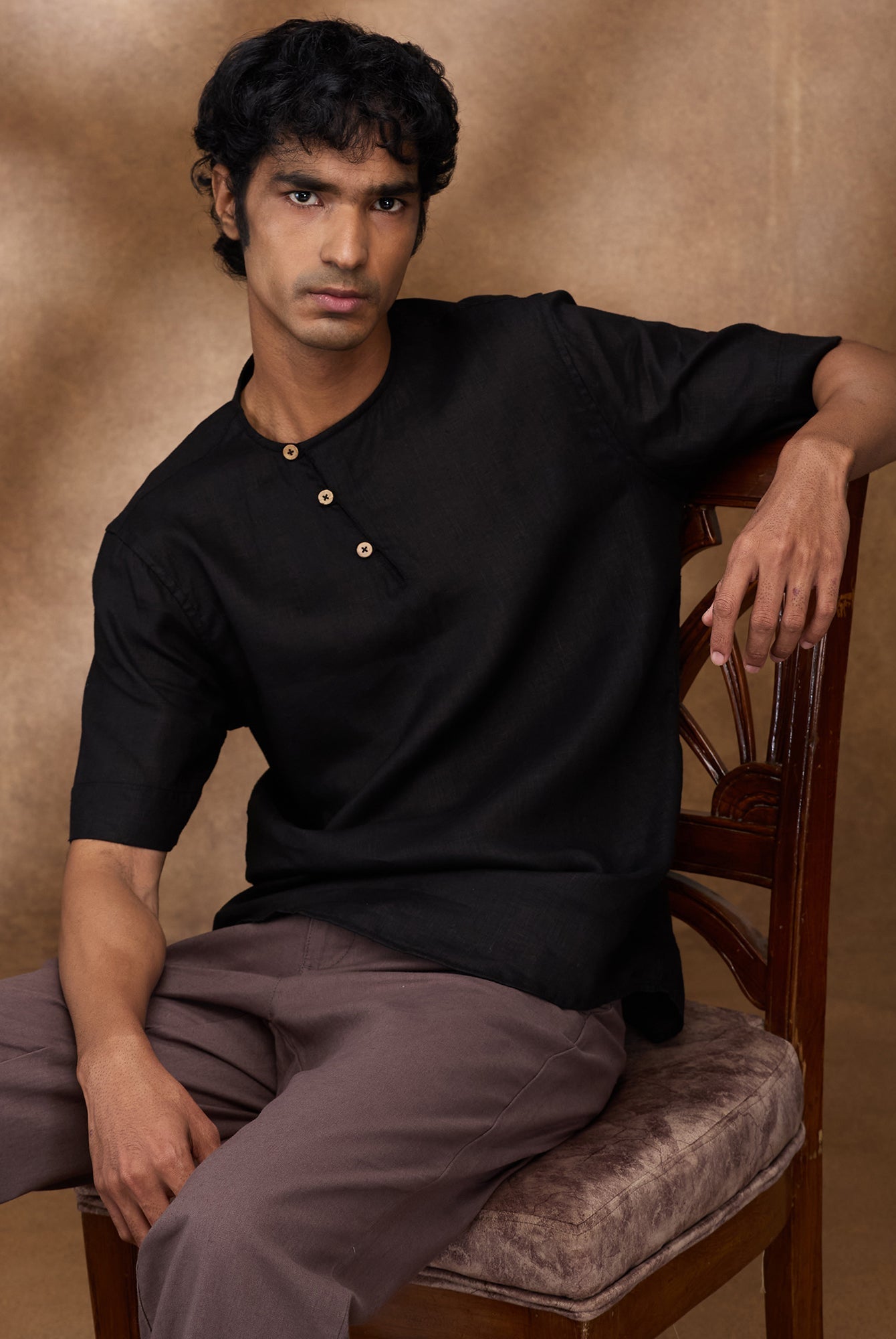 Bhrata 100% Linen T-Shirt - CiceroniT-Shirtbhrāta