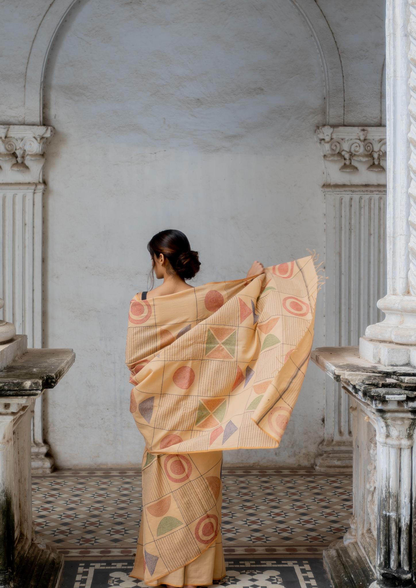 Bhumiti - CiceroniSareeIra