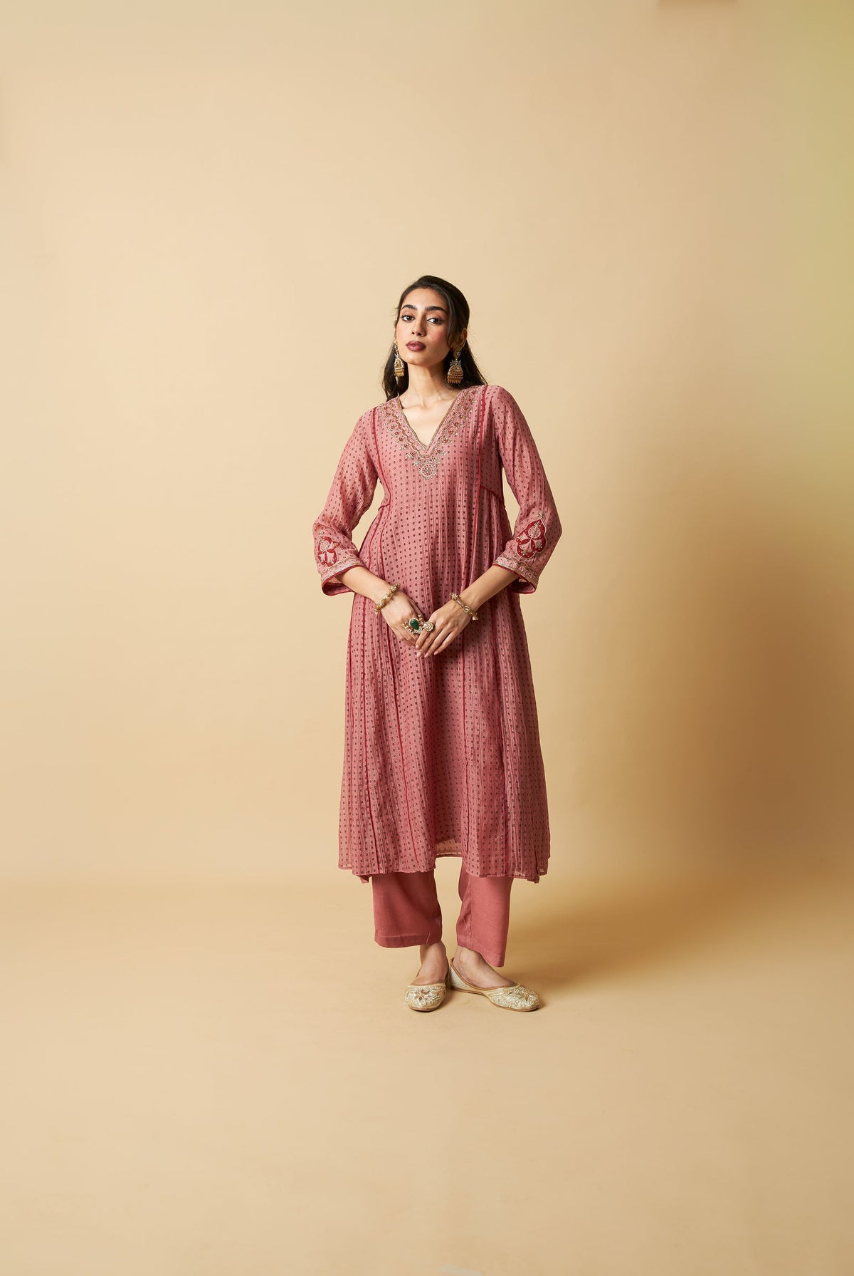 Bijli Begum Embroidered Kurta Set- Set of 2 - CiceroniKurta Set, Festive WearPants and Pajamas