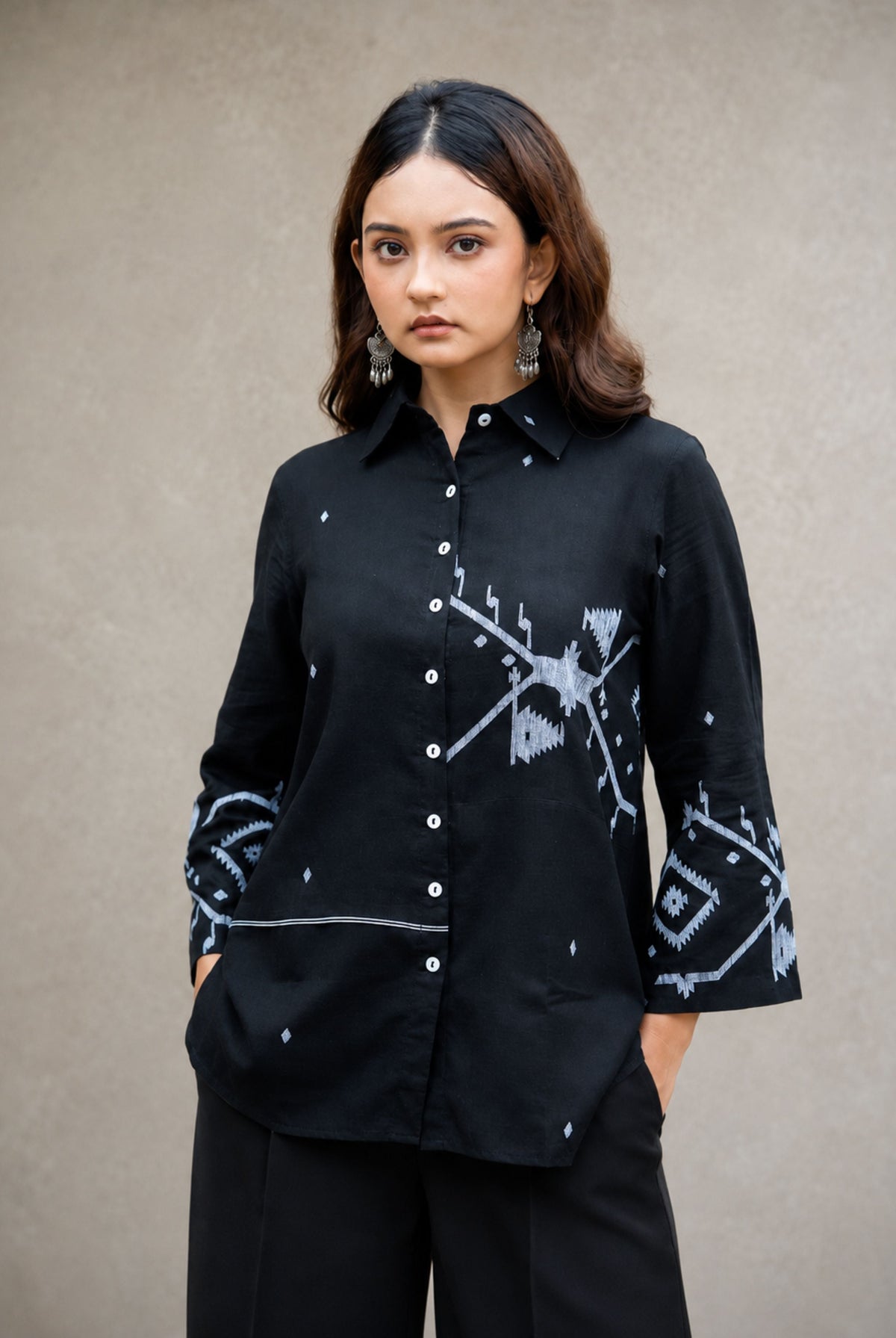 Black Eclipse Jamdani Cotton Shirt - CiceroniWomen ShirtsSutra Art of Clothing