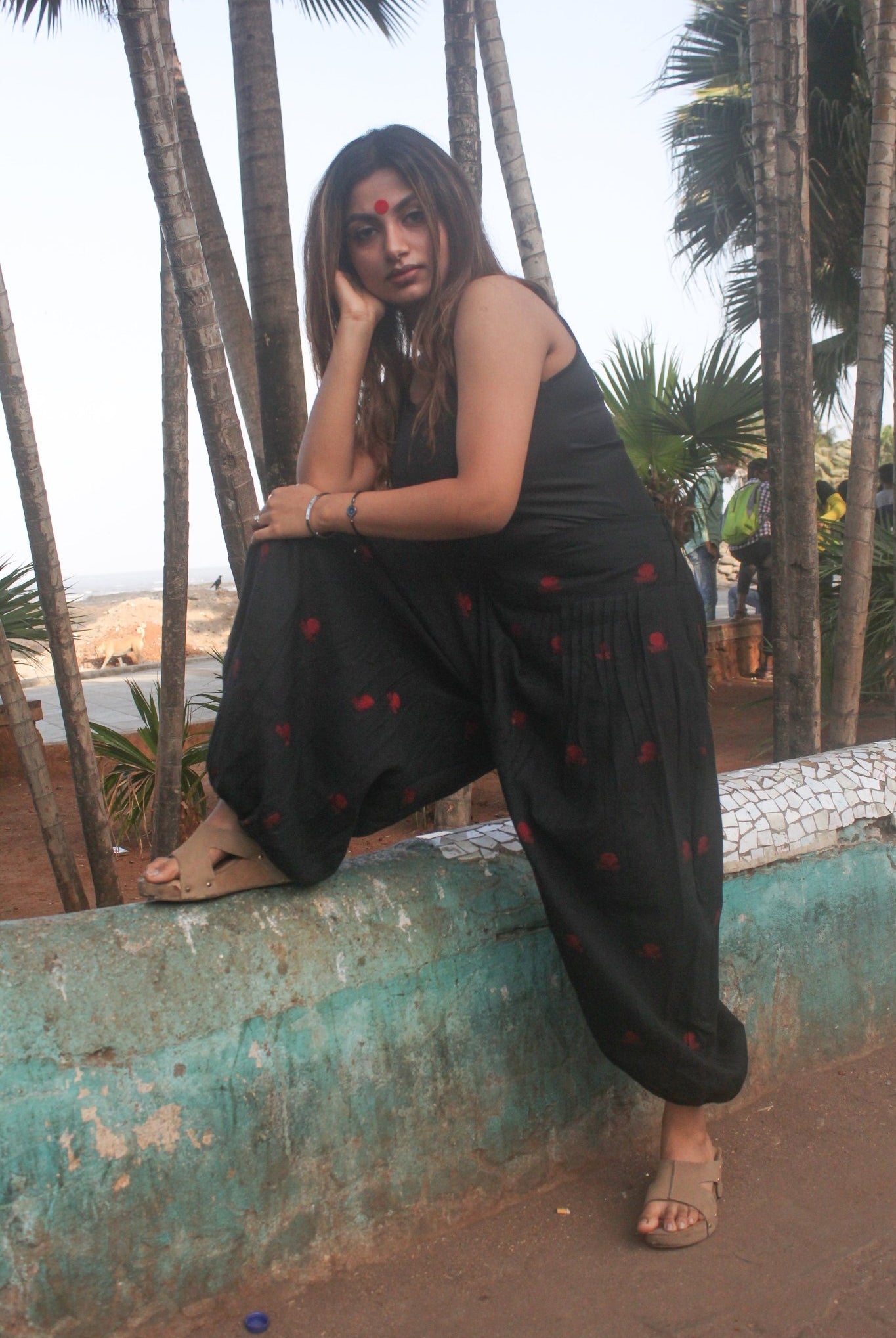Black Flared Harem Pant in Jamdani - CiceroniPantsPrathaa