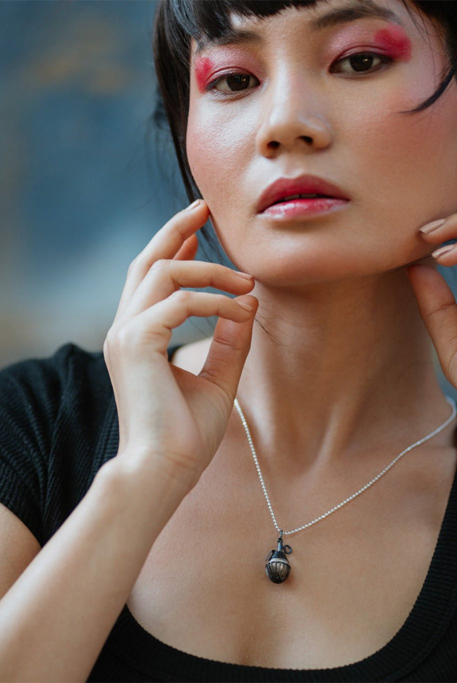 Black Grenade - CiceroniNeckpieceBaka