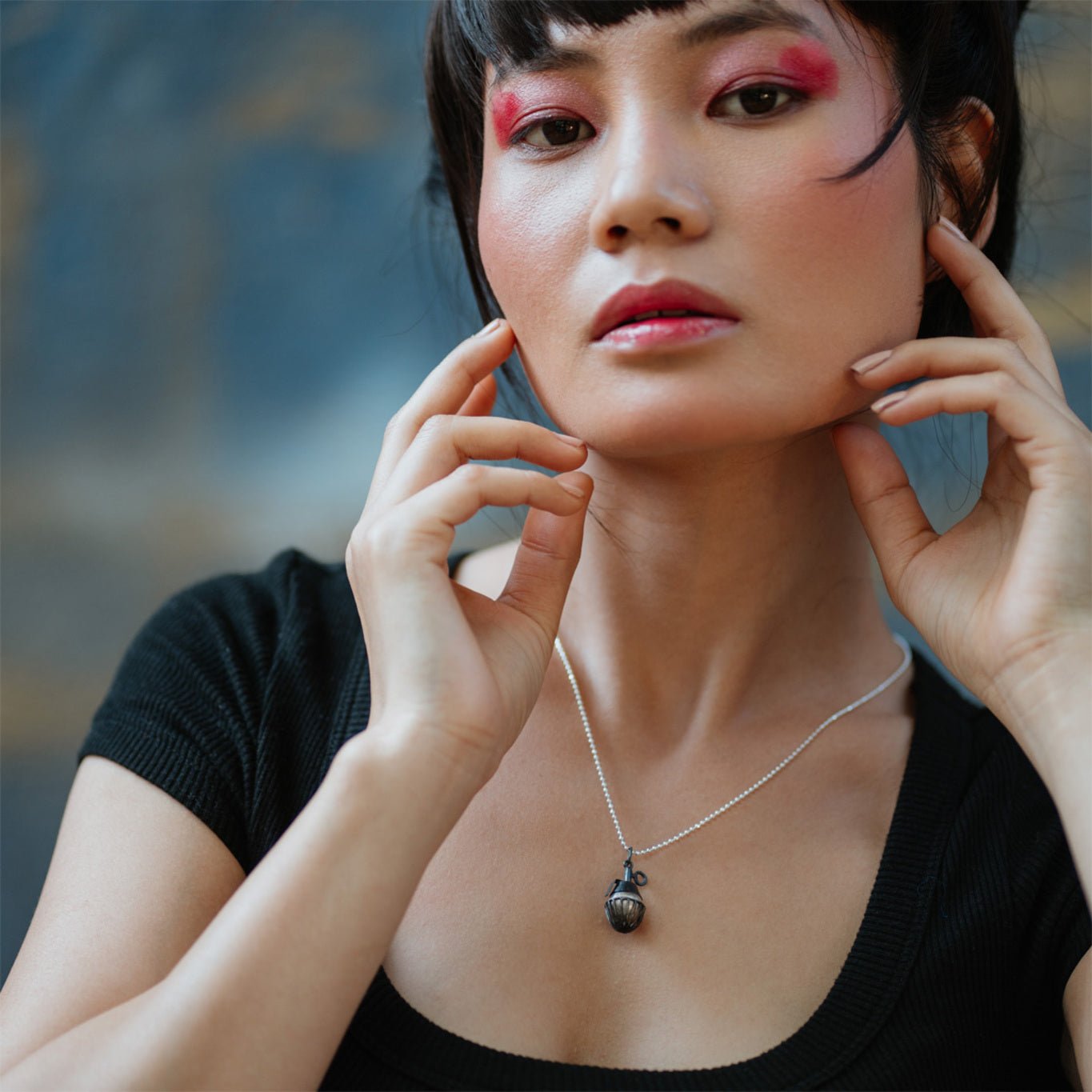 Black Grenade - CiceroniNeckpieceBaka