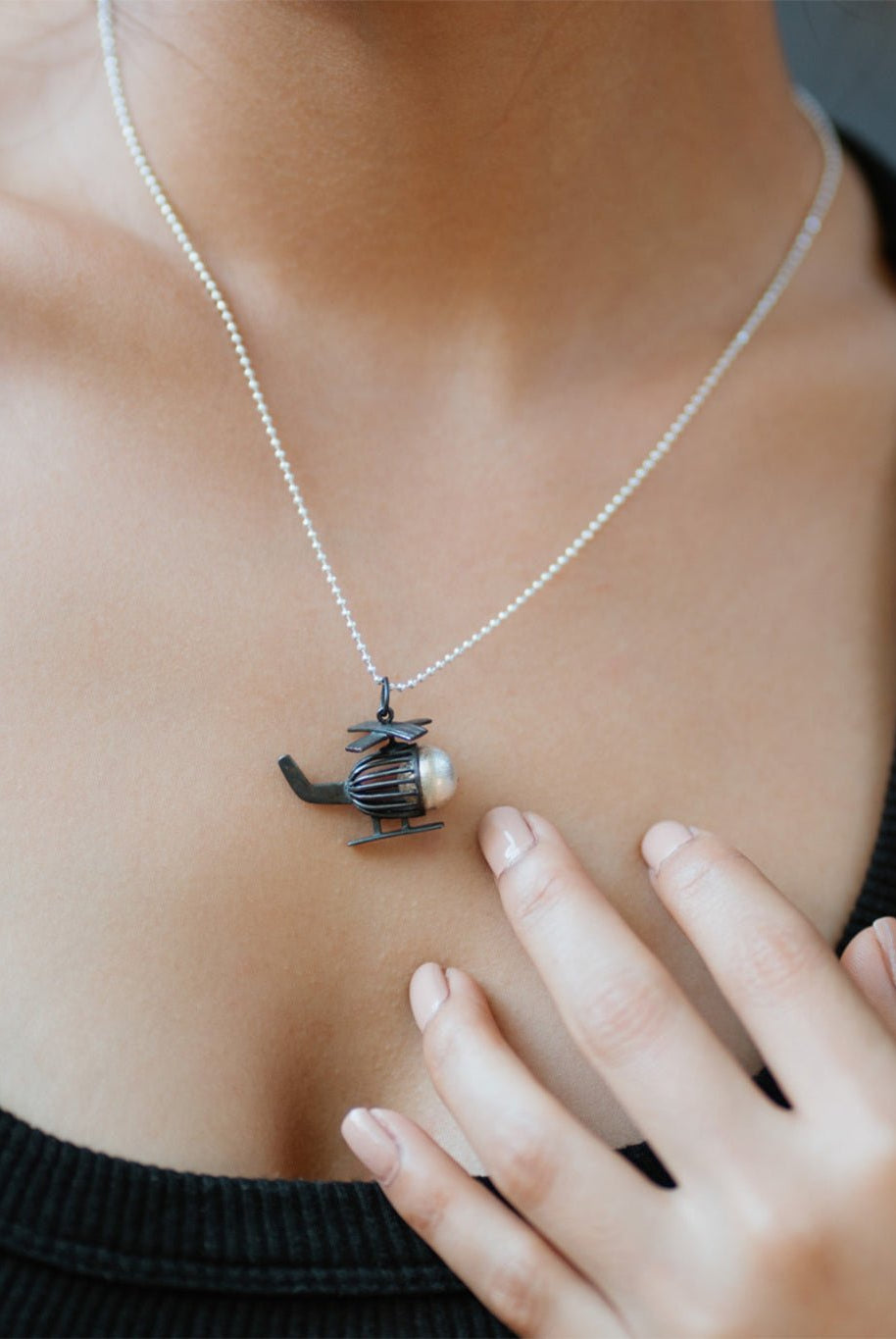 Black Helicopter - CiceroniNeckpieceBaka