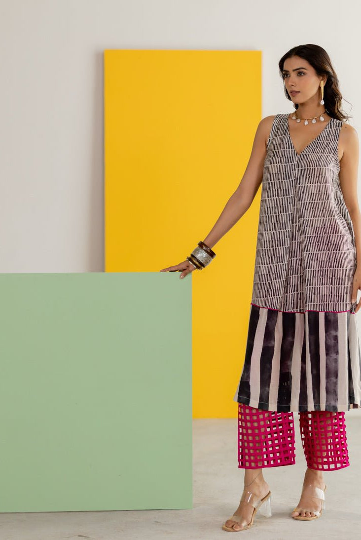 Black Ivory Printed Kurta Set - CiceroniKurta Set, Festive WearTussah