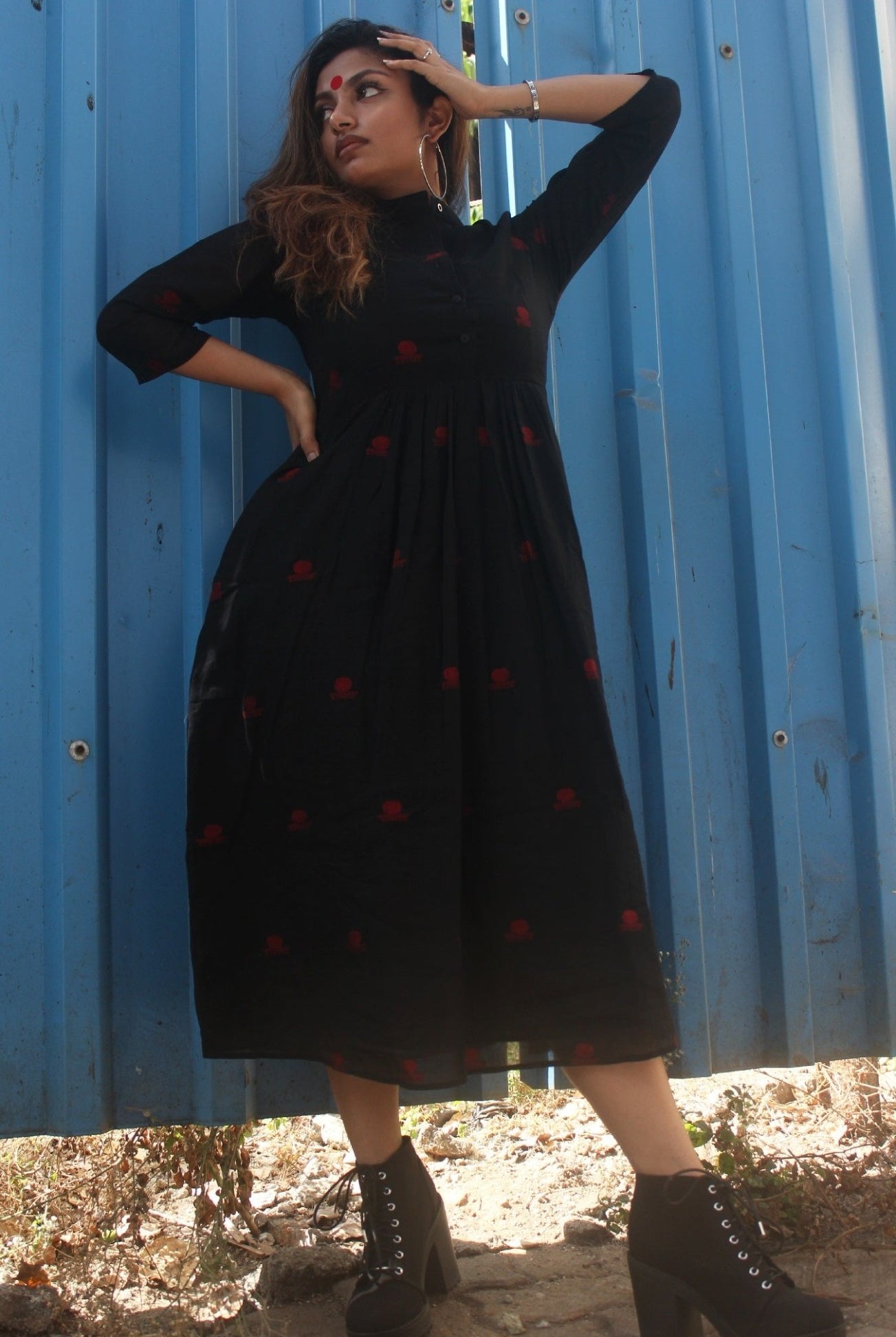 Black Mandarin Collared Midi Dress in Jamdani - CiceroniDressesPrathaa
