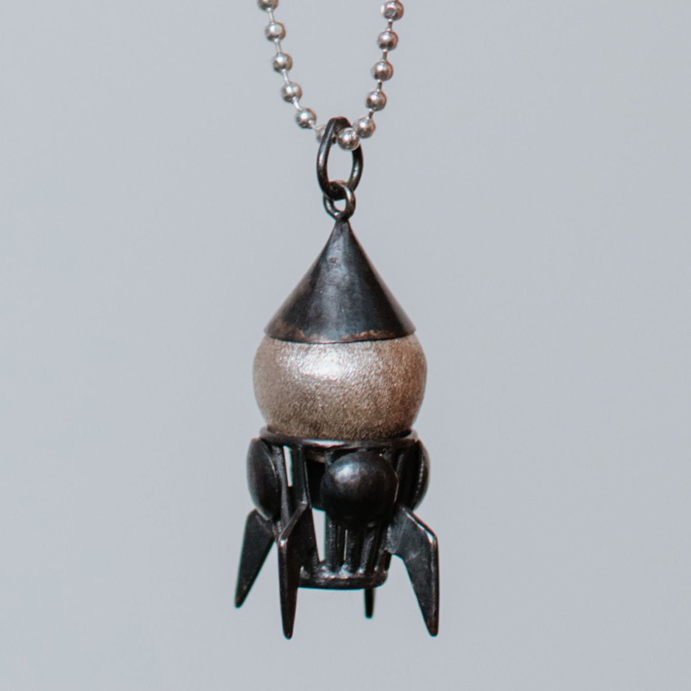 Black Rocket - CiceroniNeckpieceBaka