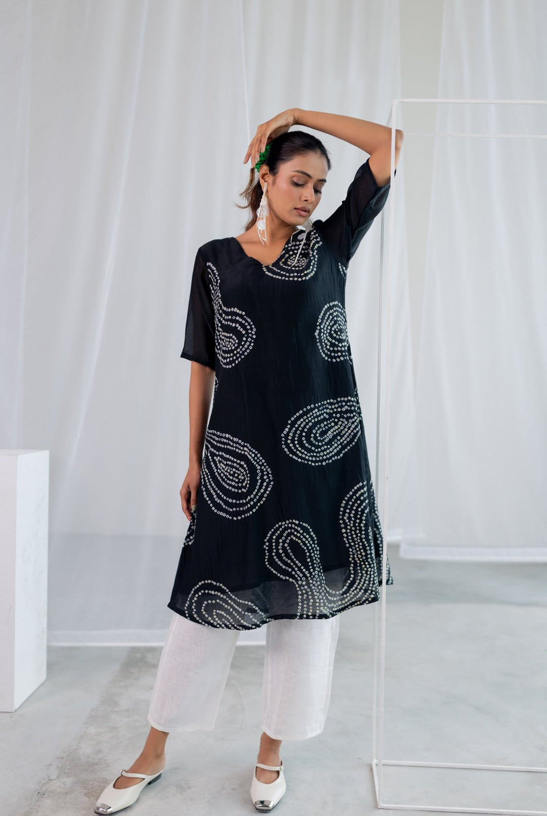 Black Sand Bandhani Kurta Set - CiceroniKurta Set, Everyday WearSilai Studio
