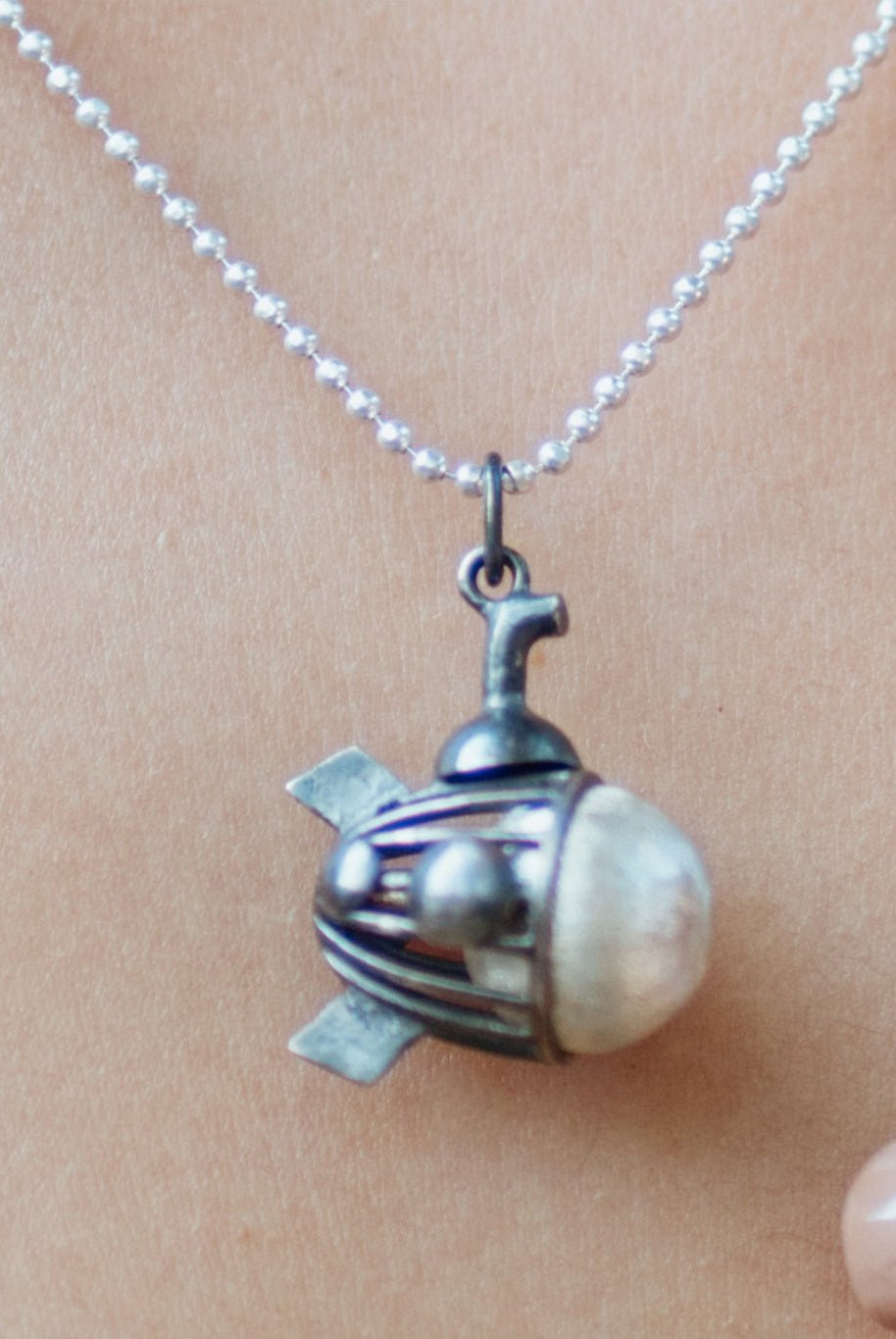 Black Submarine - CiceroniNeckpieceBaka