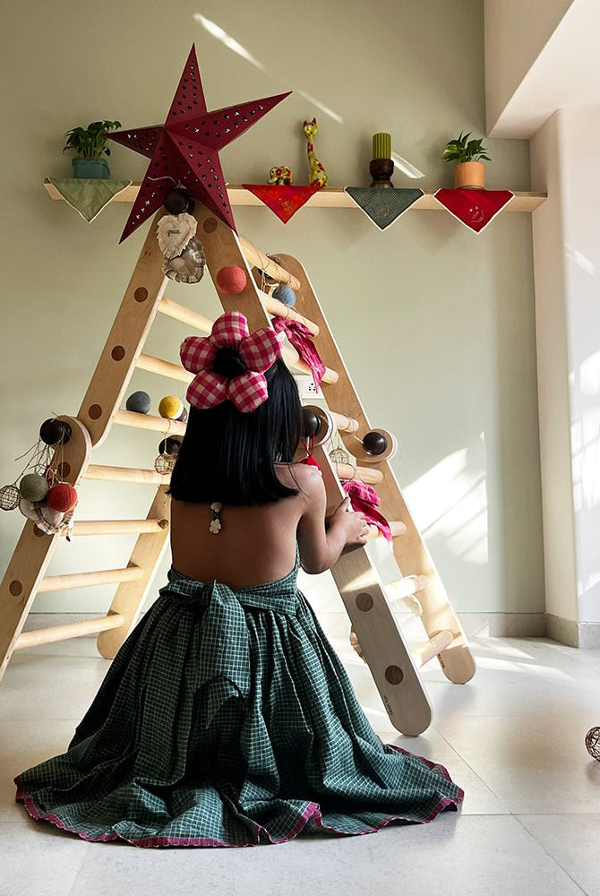 Bloom Handmade Green Checkered Halter Neck Girls Dress - CiceroniDressesLove The World Today