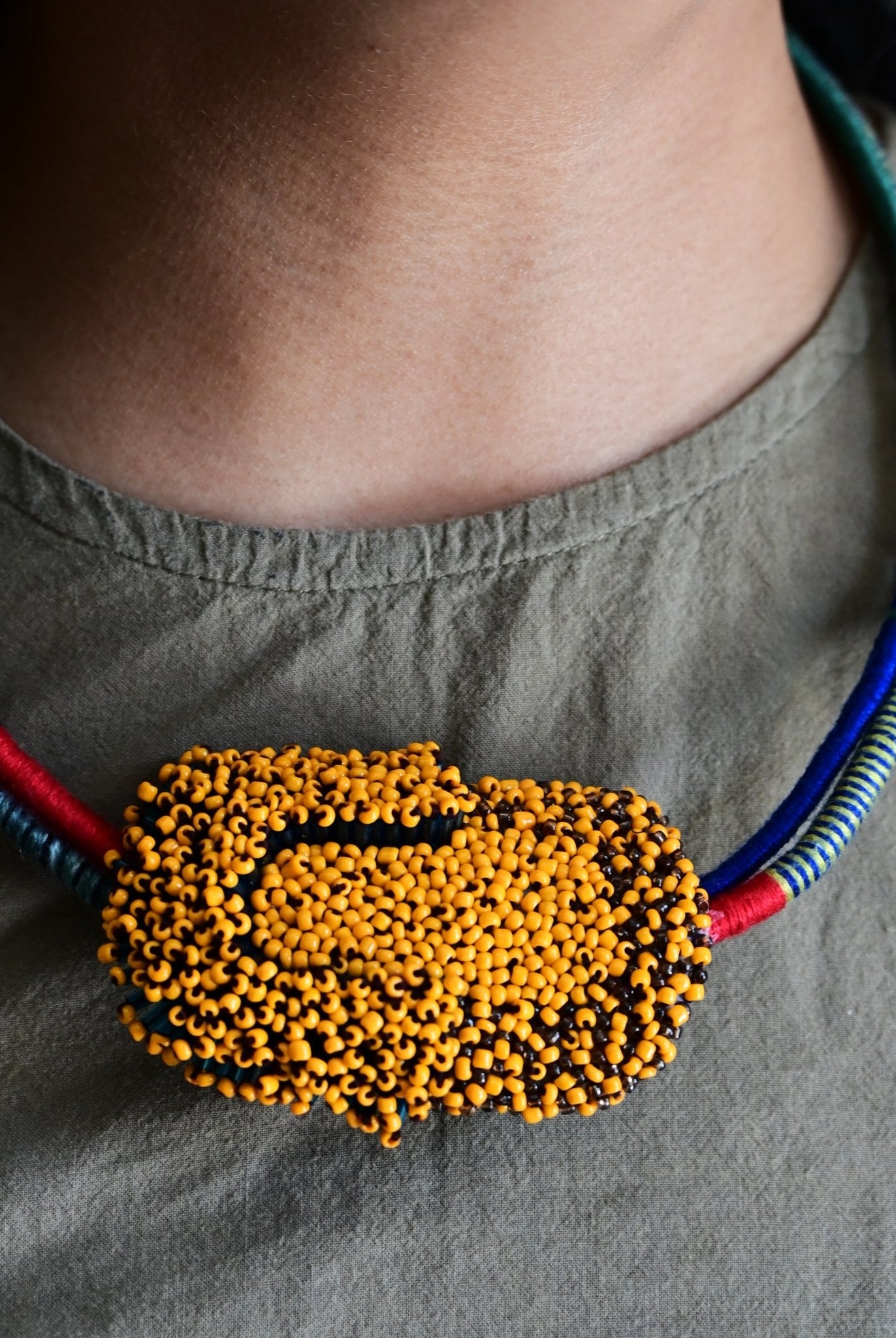 Bloom Sculpture Neckpiece - Brown - CiceroniNeckpieceBandish