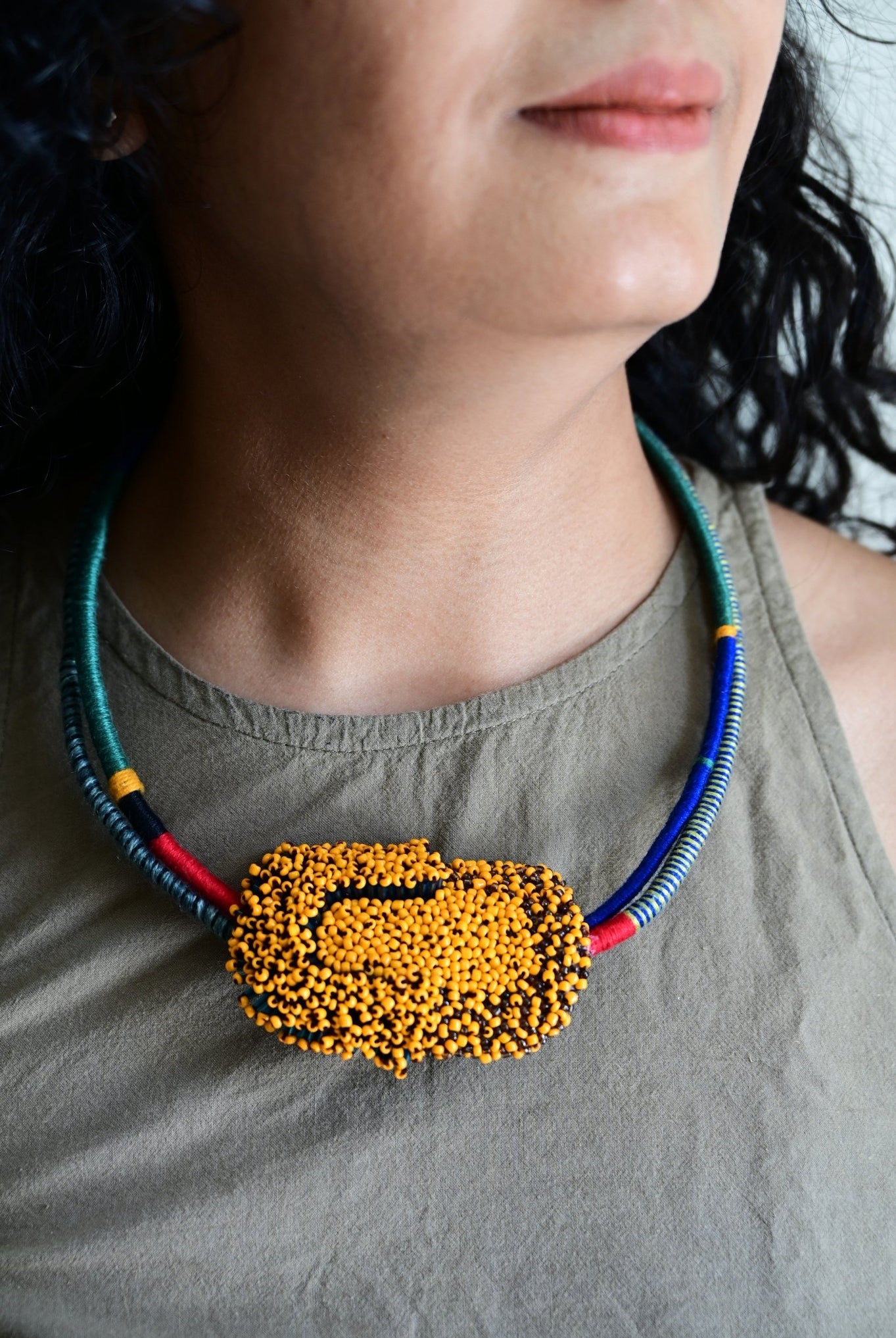 Bloom Sculpture Neckpiece - Brown - CiceroniNeckpieceBandish