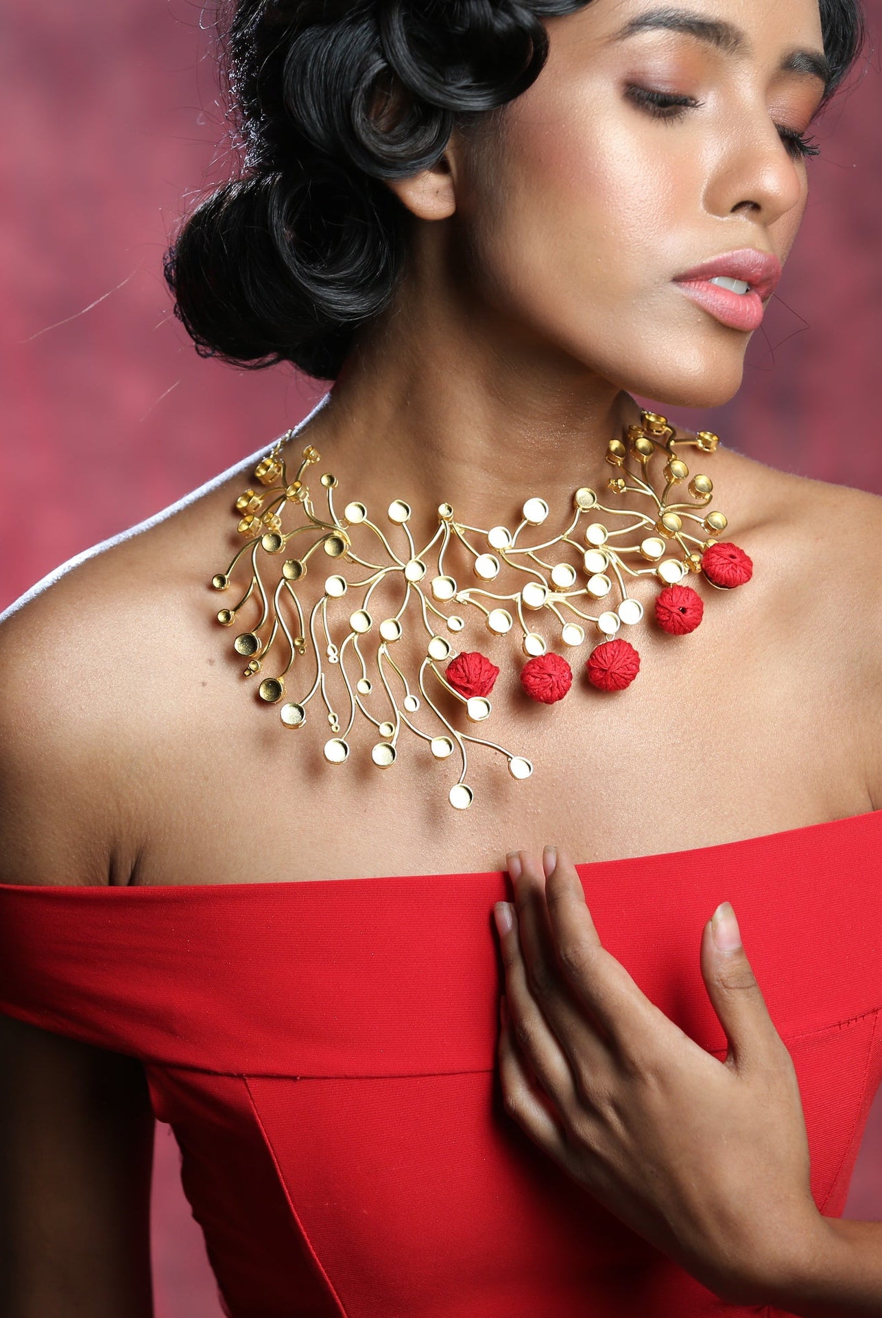 Branching Beauty Neckpiece - CiceroniNeckpieceZaza by Somya