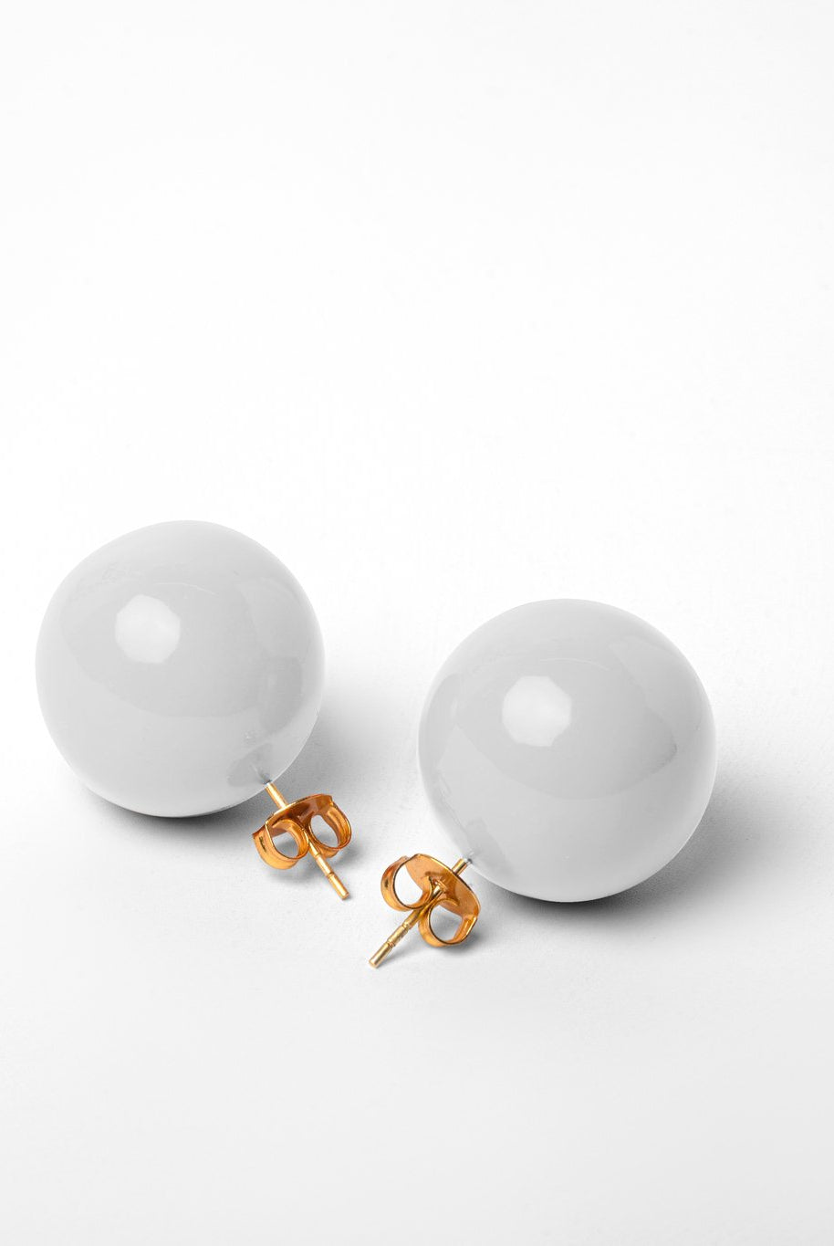 Bubble Studs - White - CiceroniEarringsEquiivalence