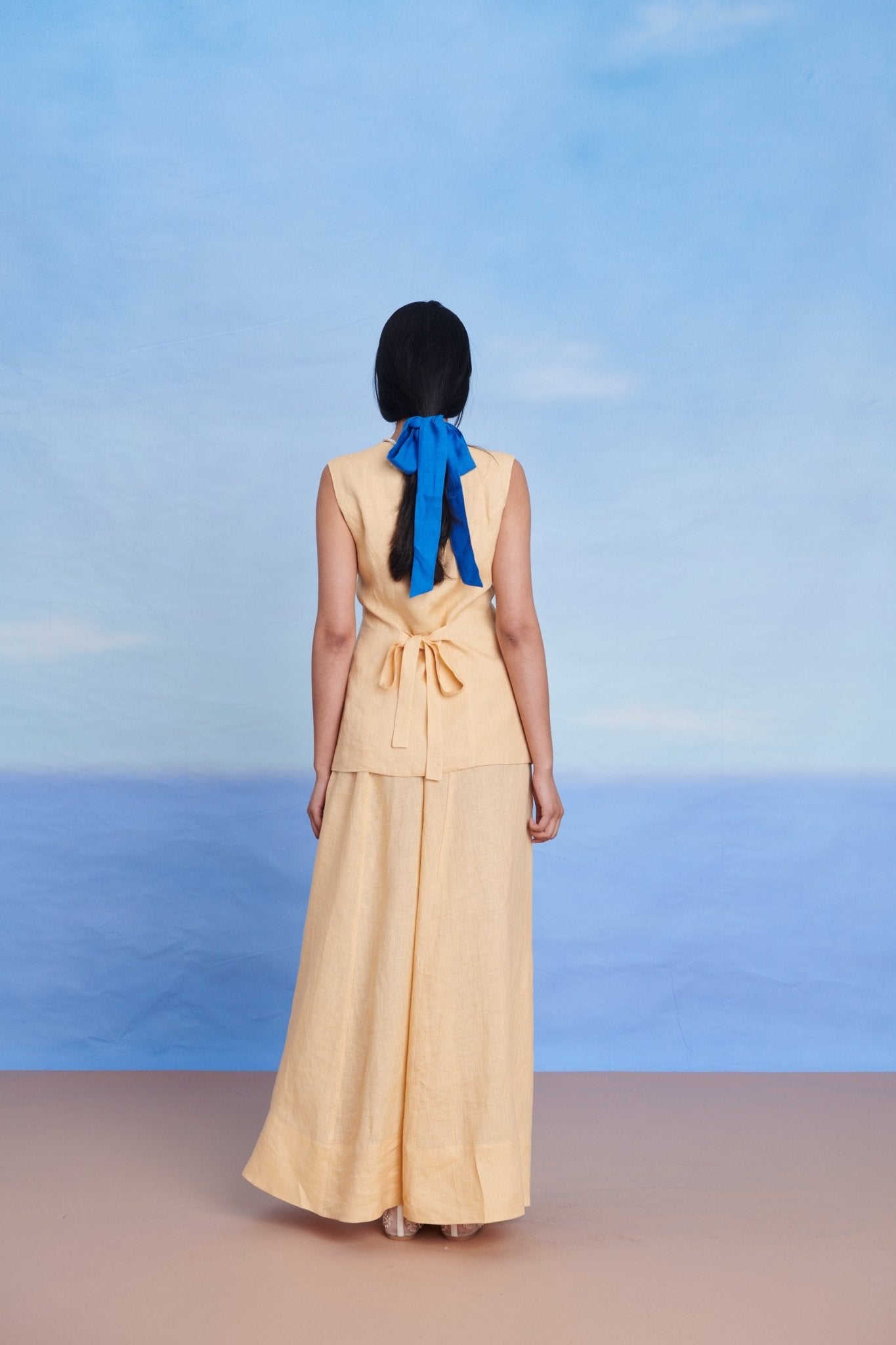 Butterscotch Linen V - Neck Vest - CiceroniVestSaphed