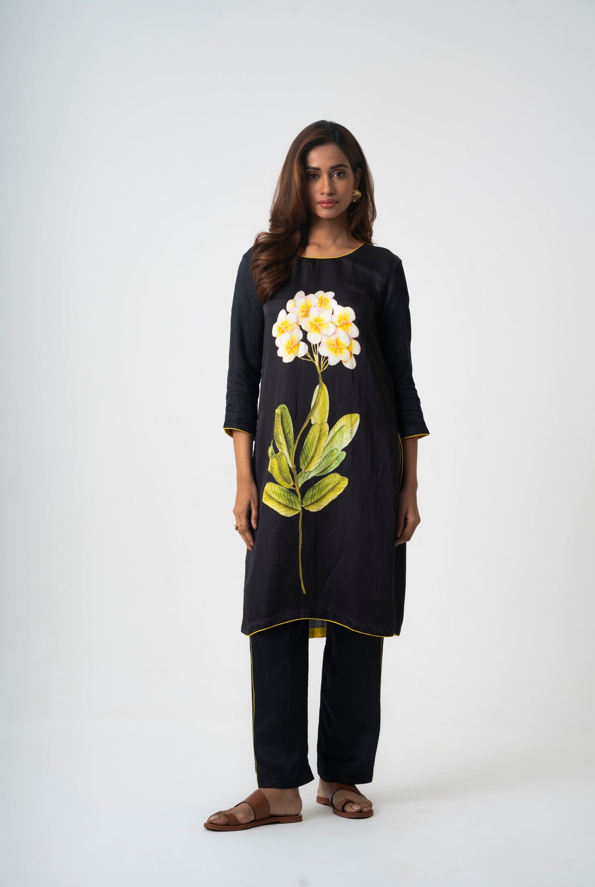 Chafa Bloom Black Set - CiceroniKurta Set, Everyday WearPrachi Kamat