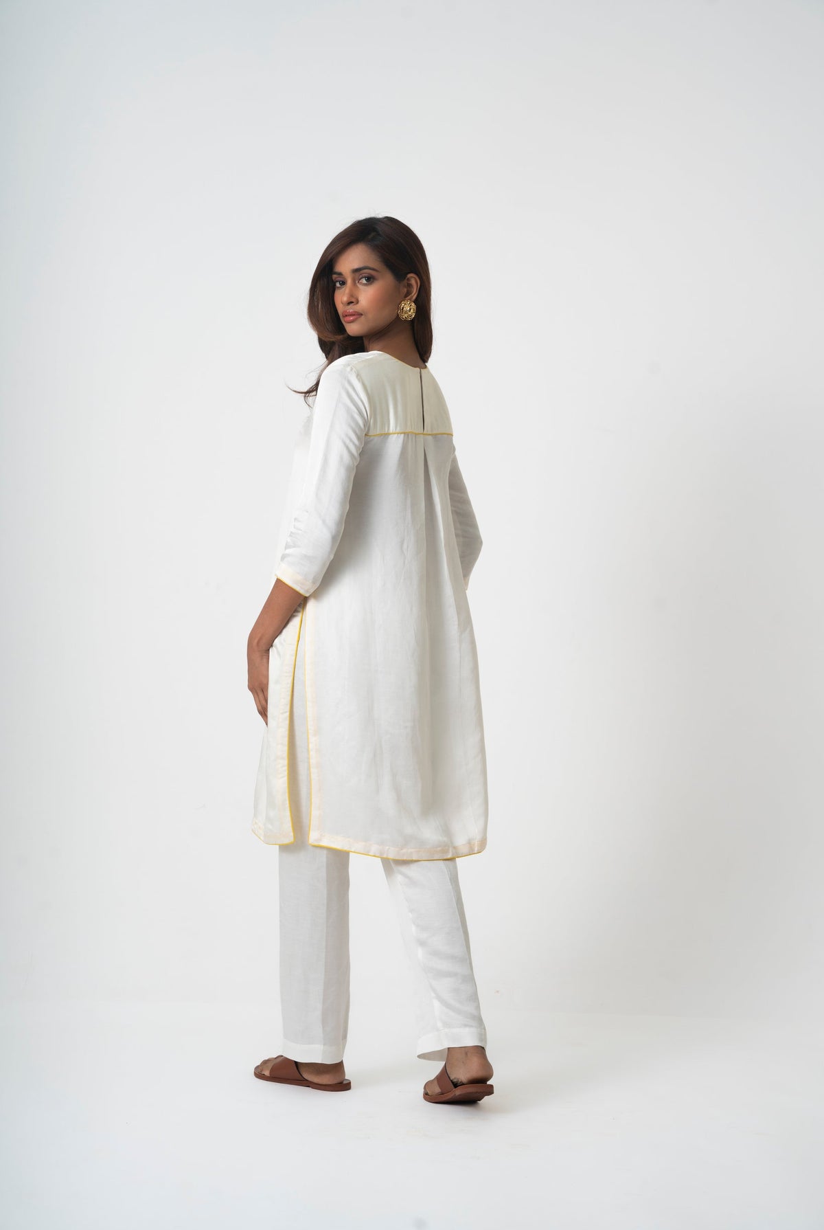 Chafa Bloom Ivory Set - CiceroniKurta Set, Everyday WearPrachi Kamat