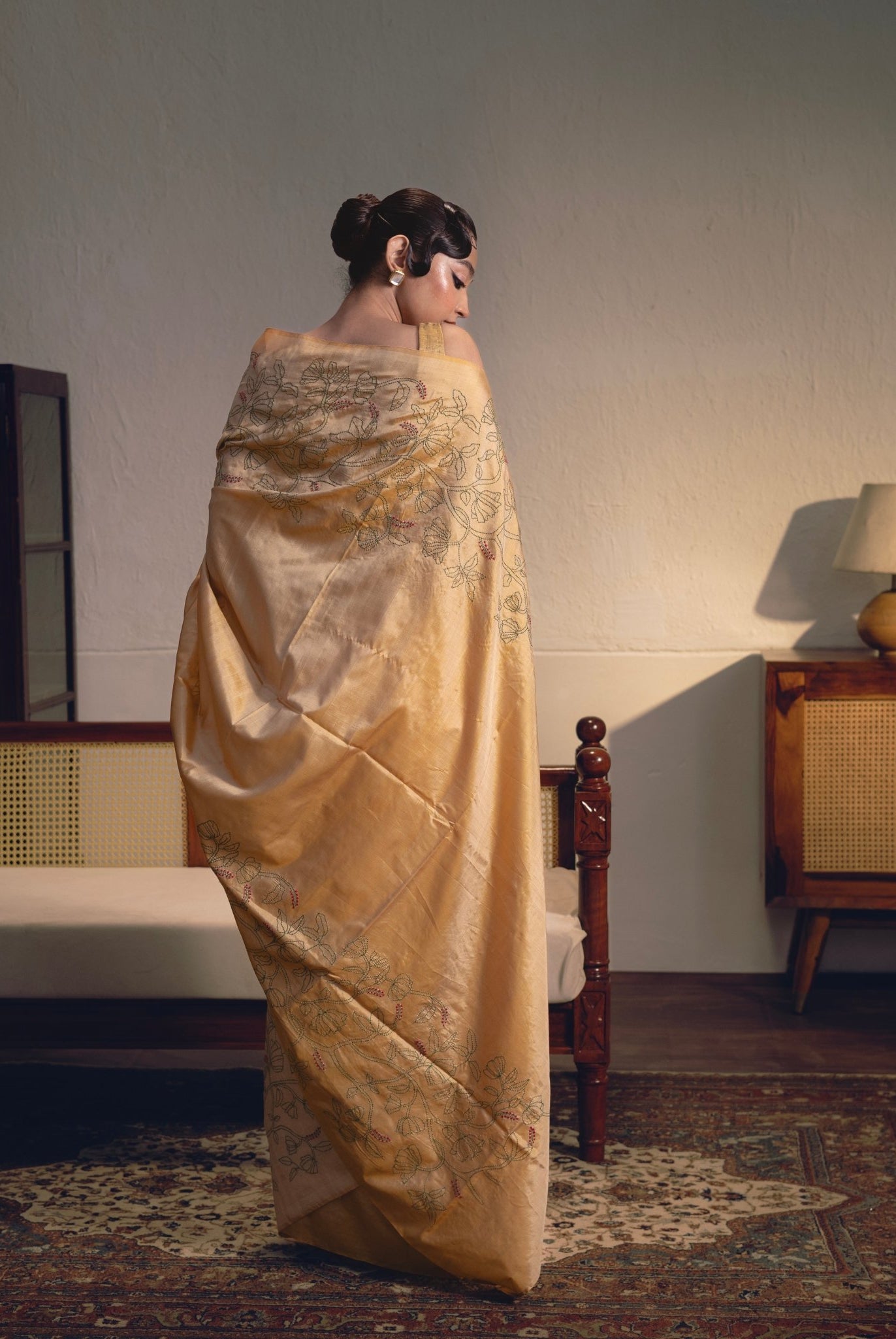 Chaiti - Golden - CiceroniSareeIra