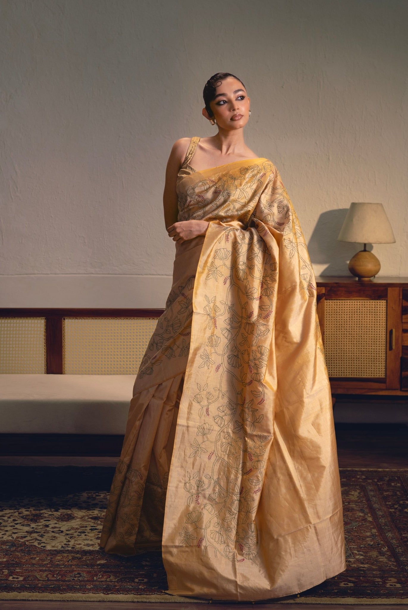 Chaiti - Golden - CiceroniSareeIra