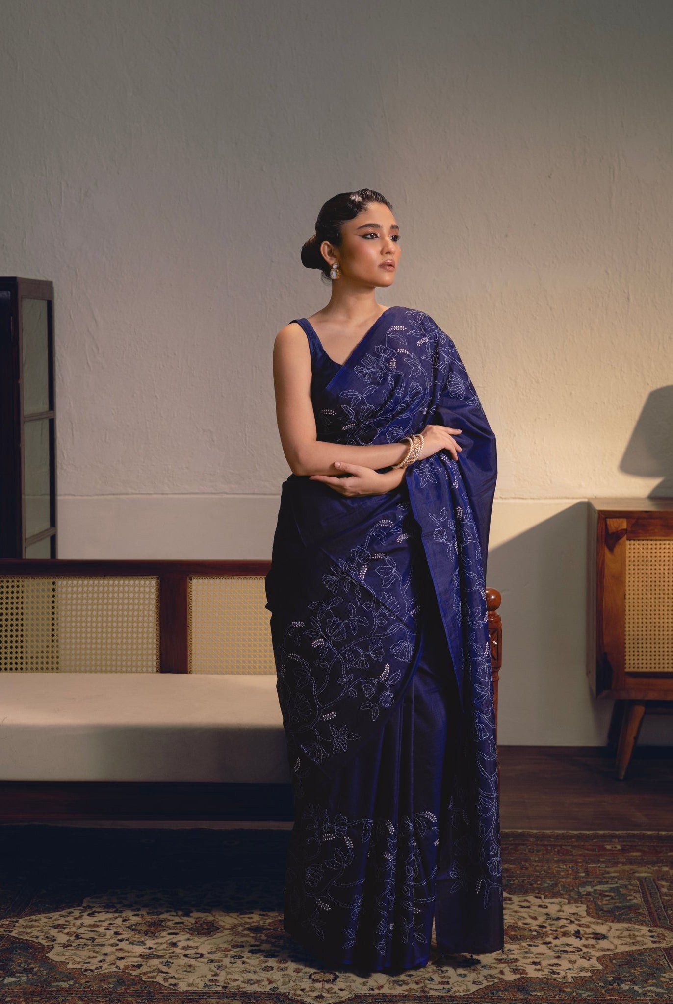 Chaiti - Navy - CiceroniSareeIra
