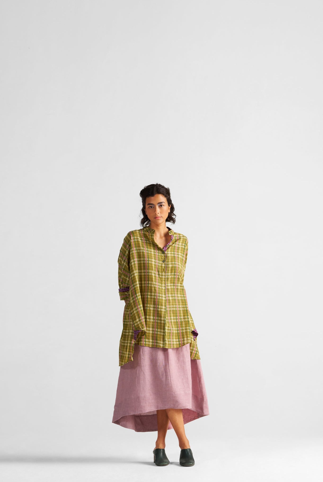 Checkmate - CiceroniWomen ShirtsPaeony