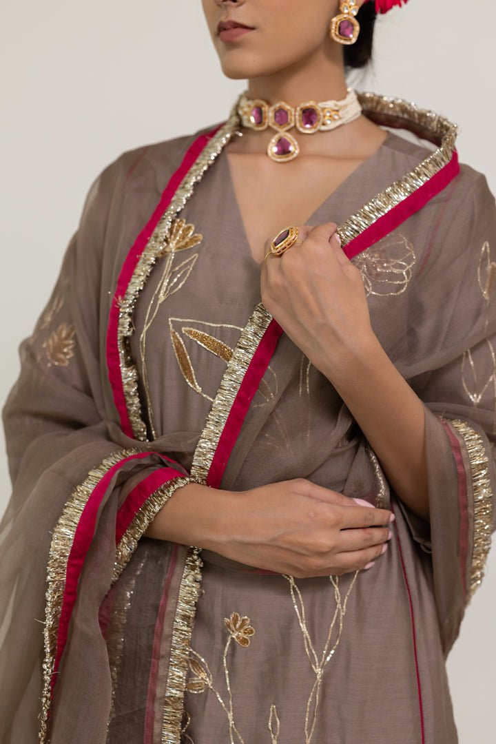 Chhayaa Embroidered Kurta Set with Dupatta - CiceroniKurta Set, Festive WearSilai Studio