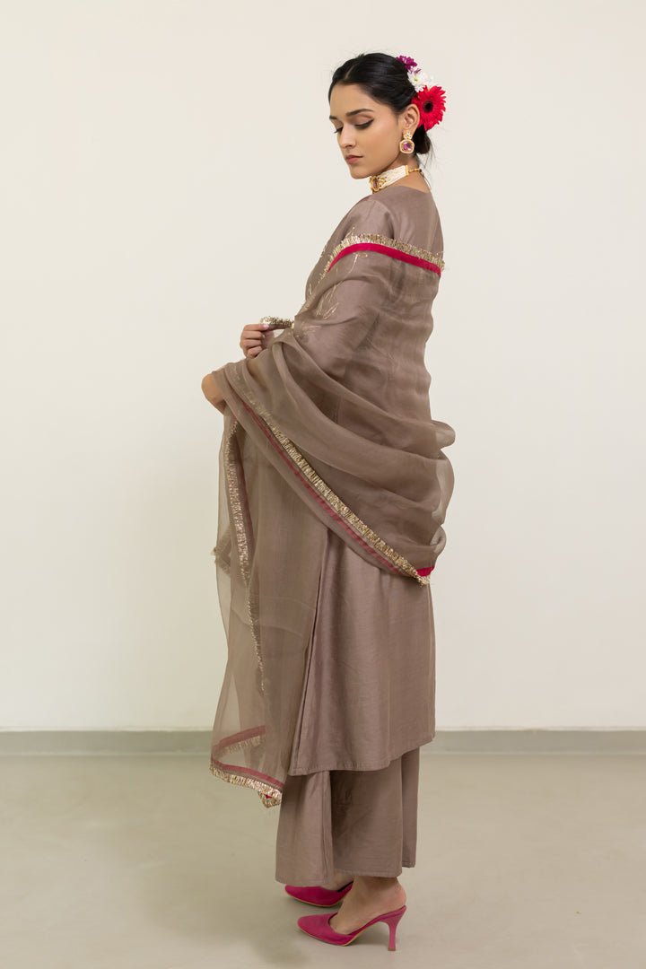 Chhayaa Embroidered Kurta Set with Dupatta - CiceroniKurta Set, Festive WearSilai Studio