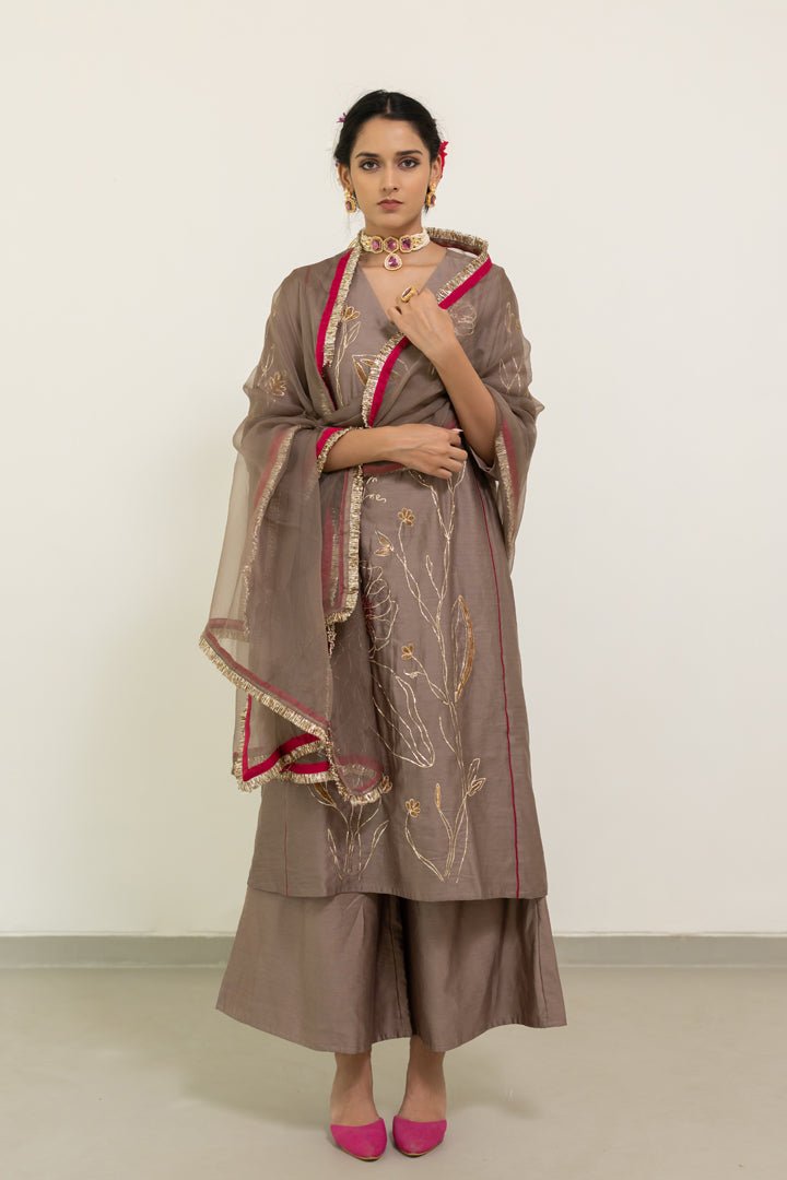 Chhayaa Embroidered Kurta Set with Dupatta - CiceroniKurta Set, Festive WearSilai Studio