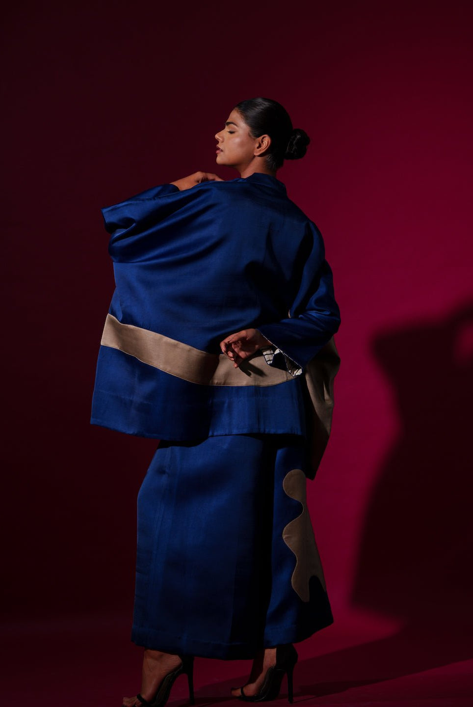 Chia Jacket in Blue - CiceroniJacketsStoique