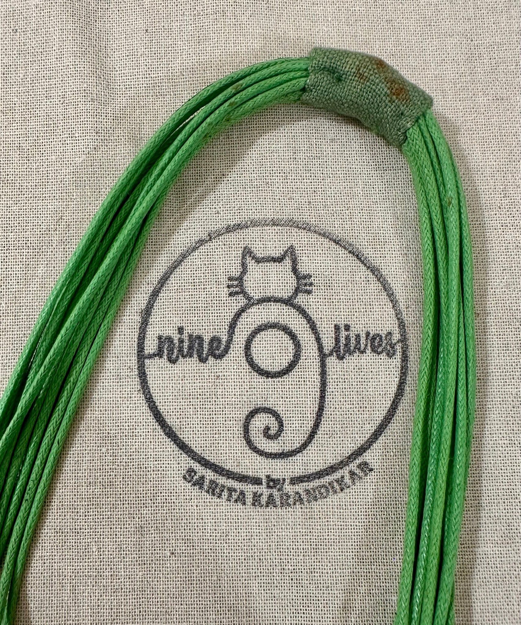 Circular Fabric Neckpiece - Green - CiceroniNeckpieceNine Lives