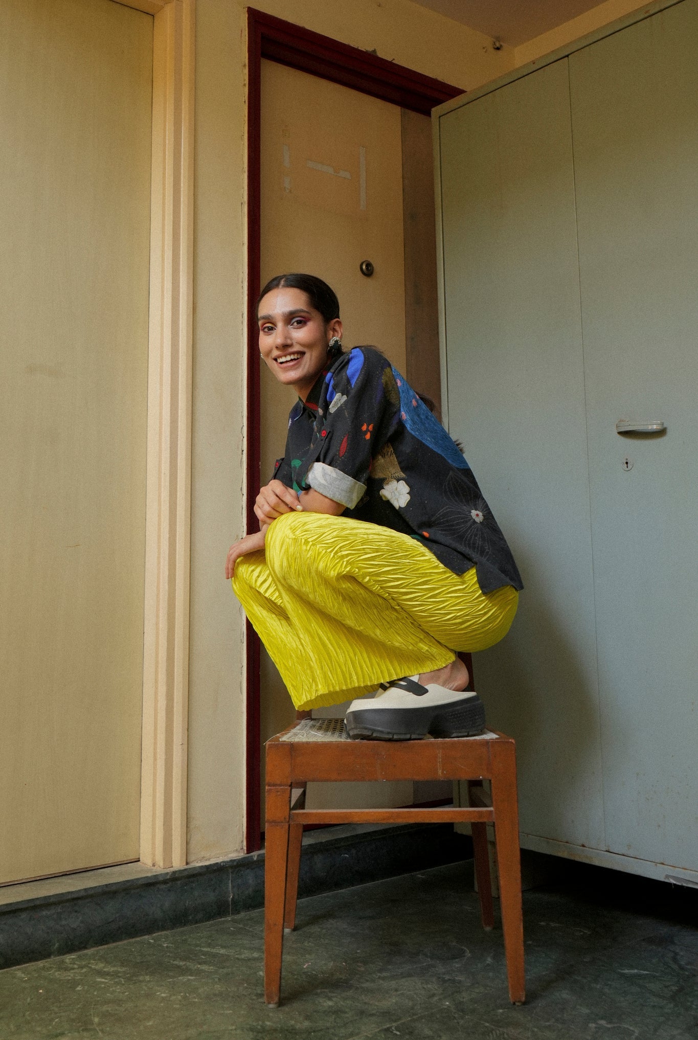 Classic Women’s Shirt In Chetti Black - CiceroniWomen ShirtsNIKYTA