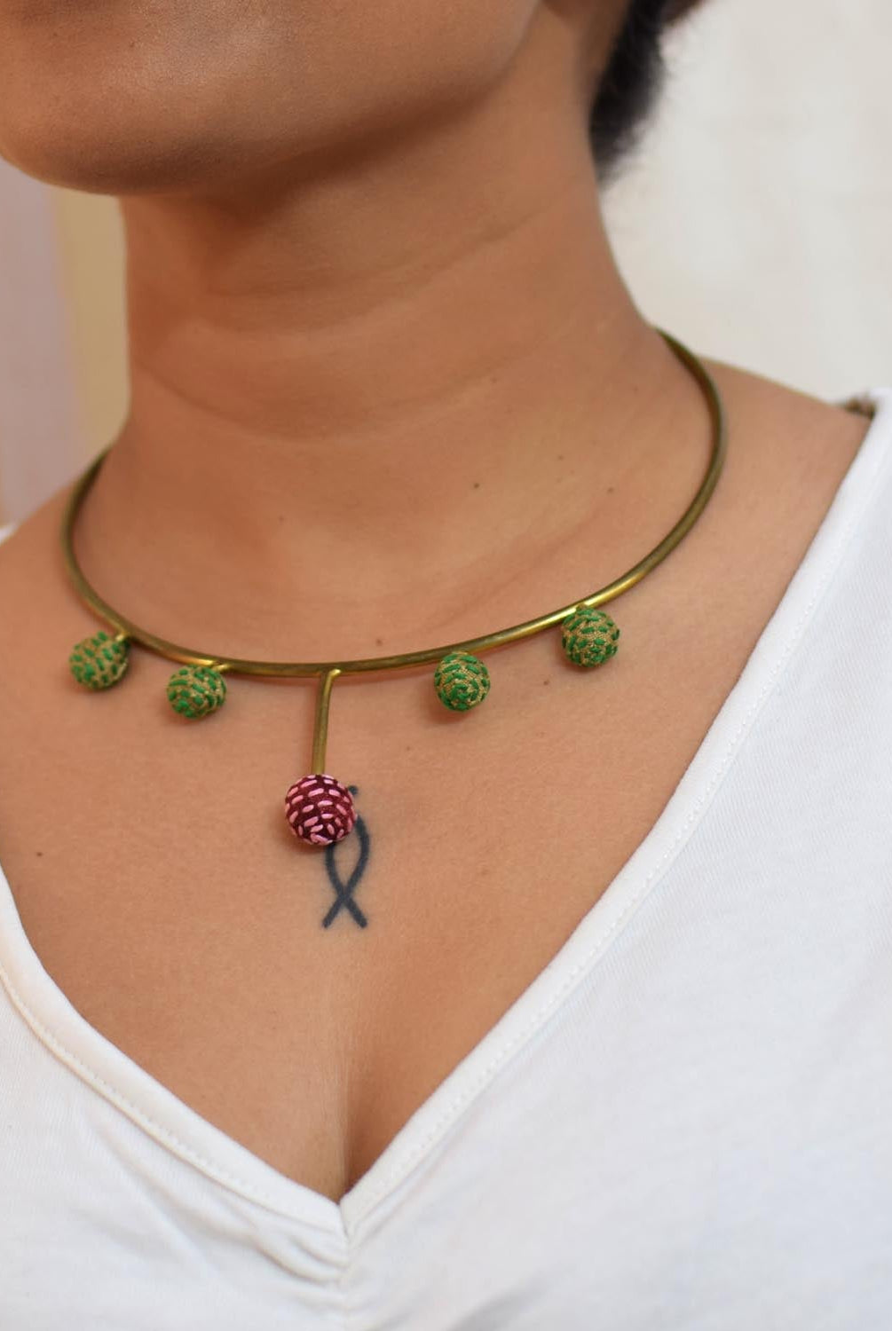 Cleo Neckpiece - Beige and Maroon - CiceroniNeckpiecePaulami