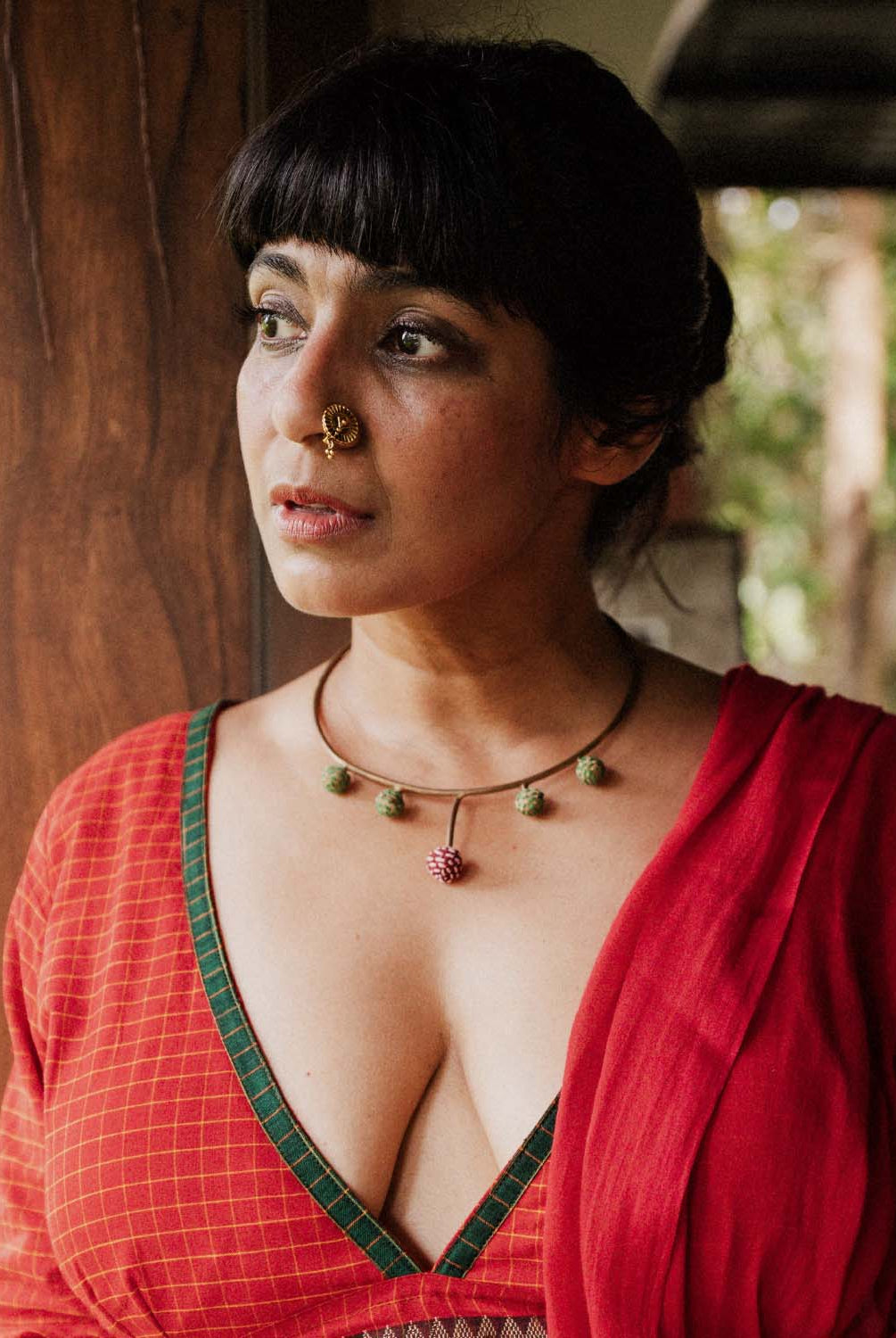 Cleo Neckpiece - Beige and Maroon - CiceroniNeckpiecePaulami