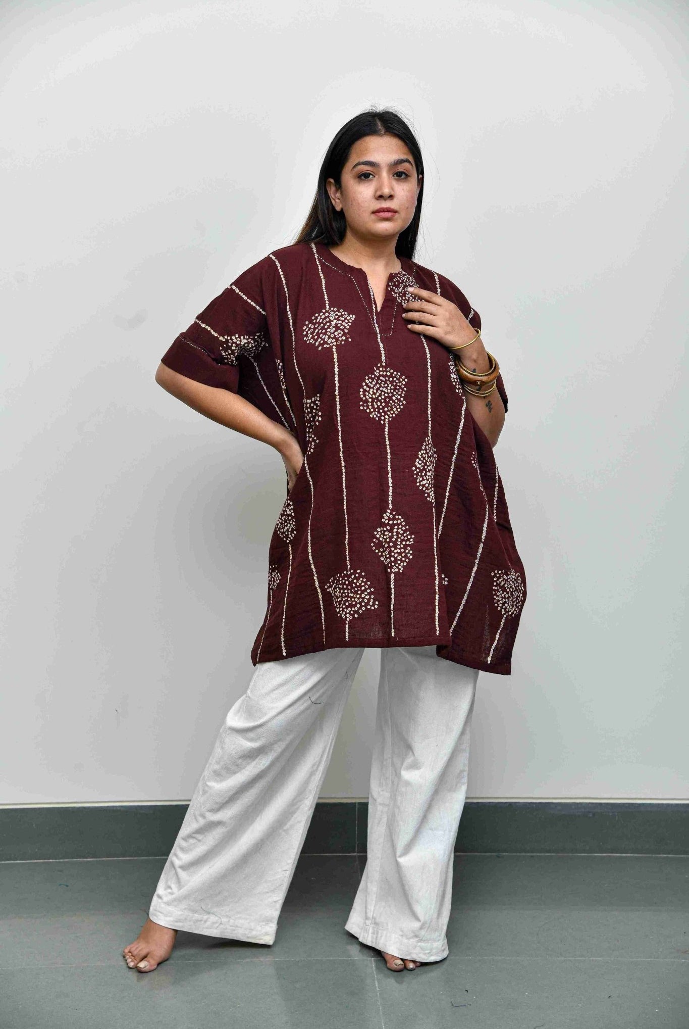 Cocoa Distorted Line Top - CiceroniTopsYD Aashiya